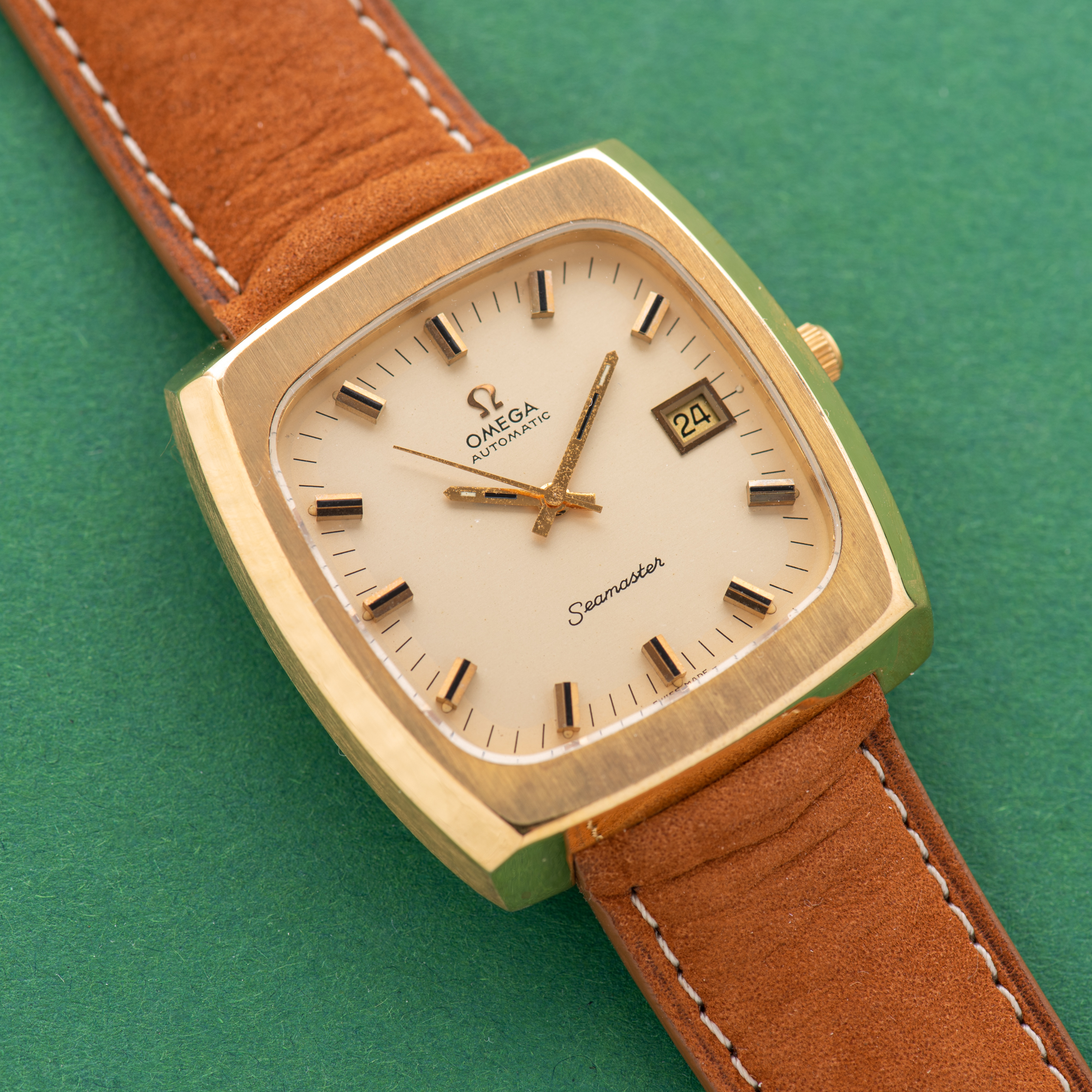 Zicht op Omega Seamaster Automatic Date Oversize TV Réf 166.0138