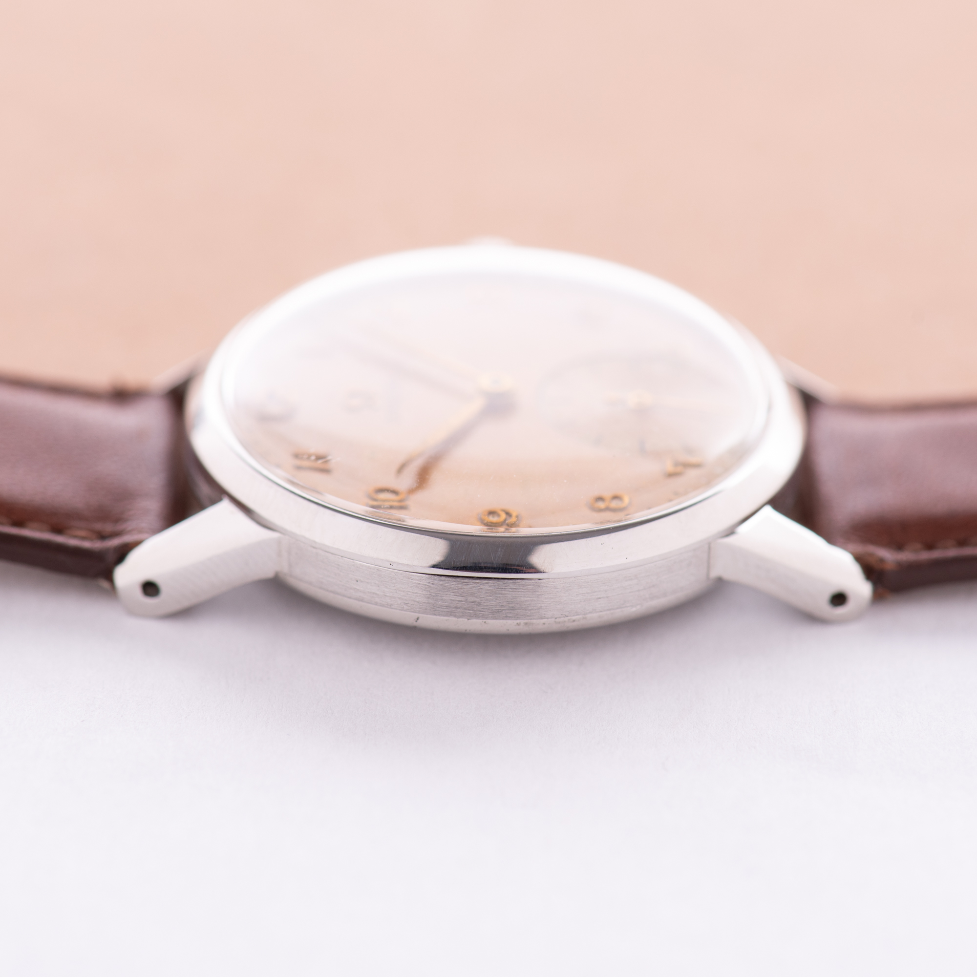 View of Omega small second ref 2495-13 cal 265