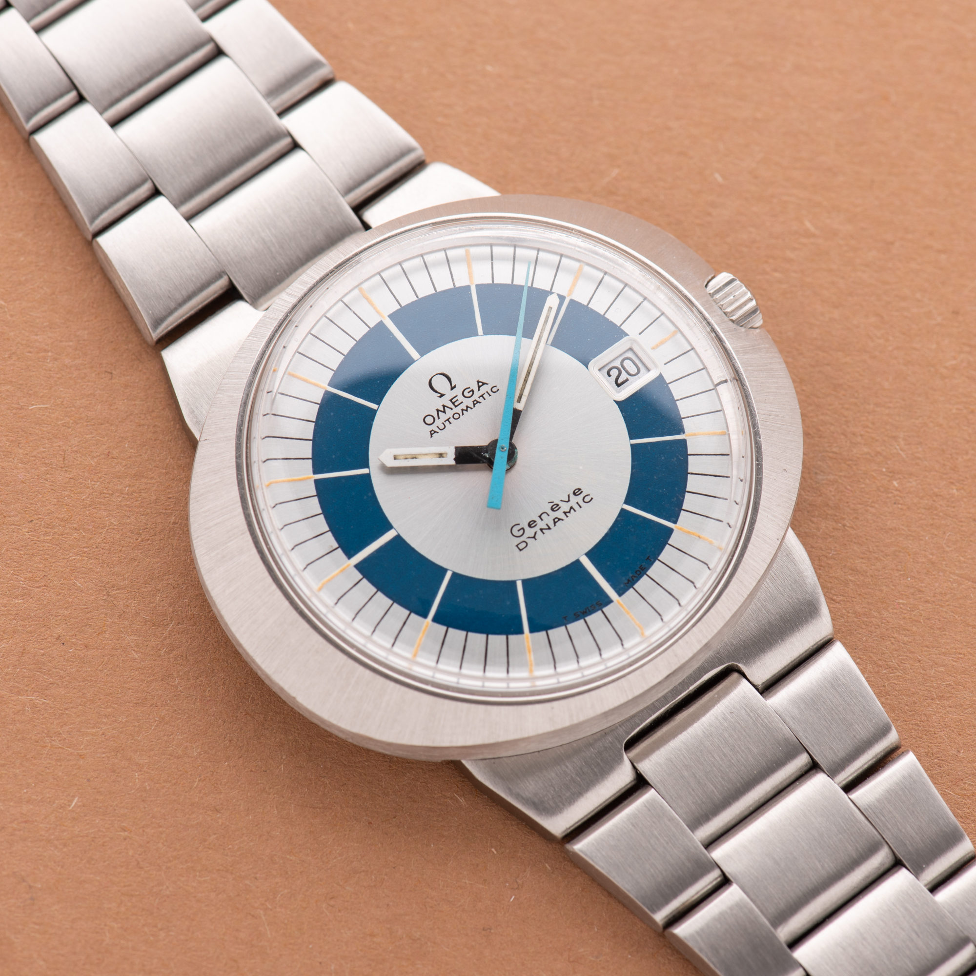 View of Omega Genève Dynamic Automatic White Blue Dial from 1969 Ref 166.039