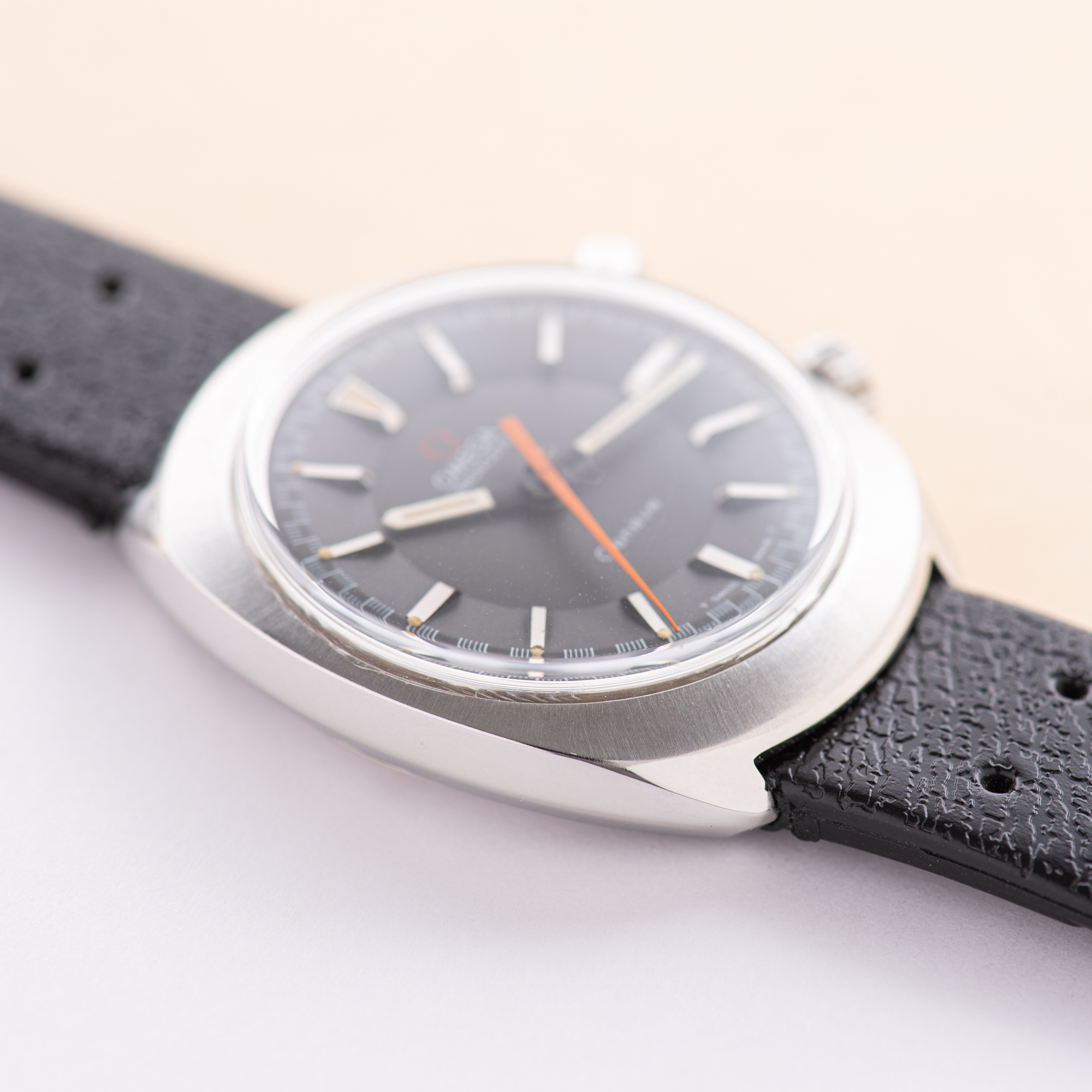 View of Omega Genève Chronostop from 1968 Cal 865 Réf 145.010