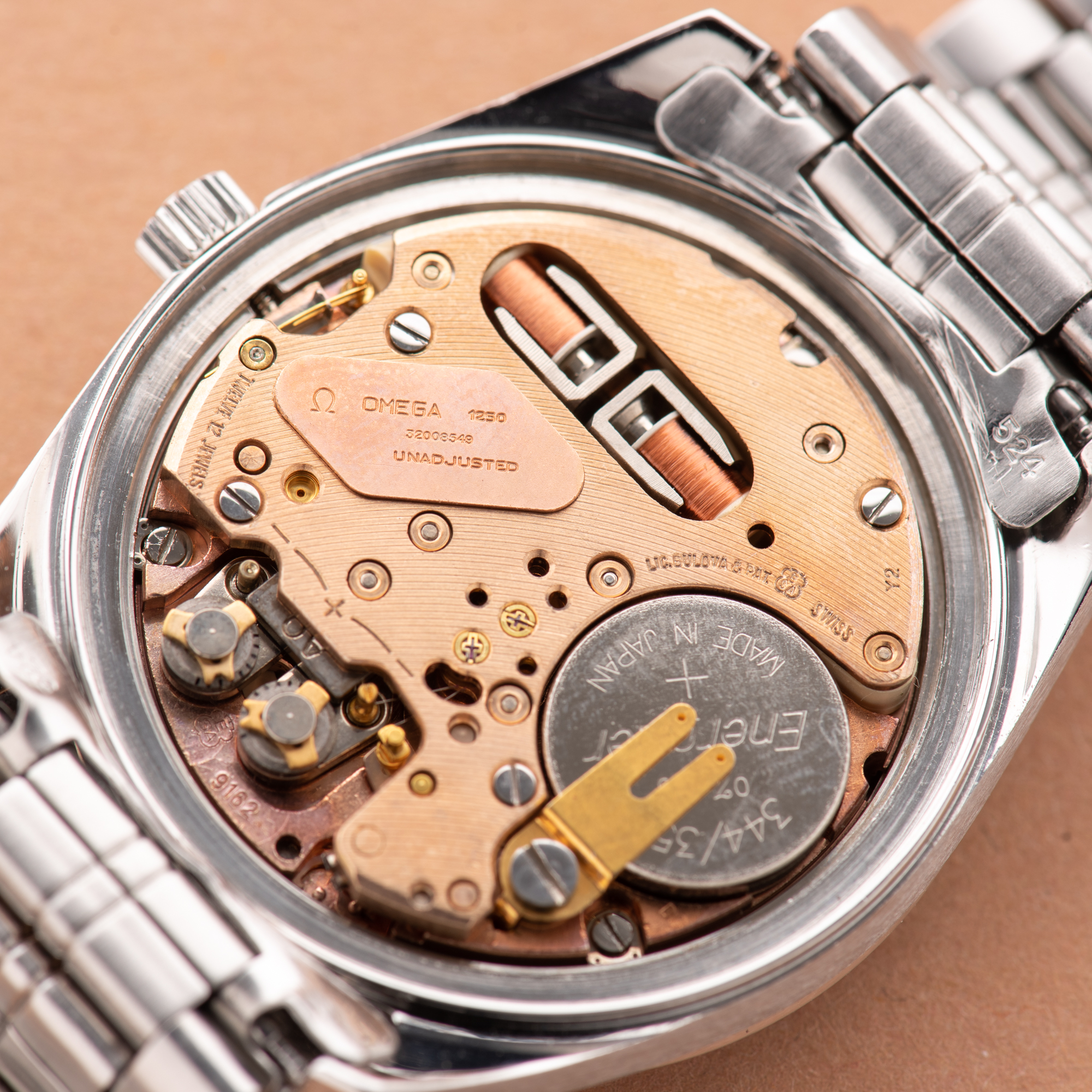 Vue de Omega Constellation Electronic Chronometer F300 from 1972 Réf 198.001