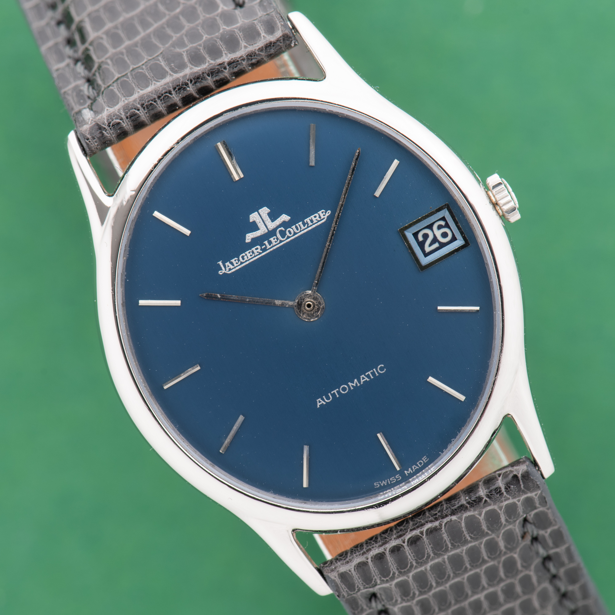 Vue de Jaeger LeCoultre Automatic Ellipse Blue Cal 900​​​​​​​ Réf 5002.42