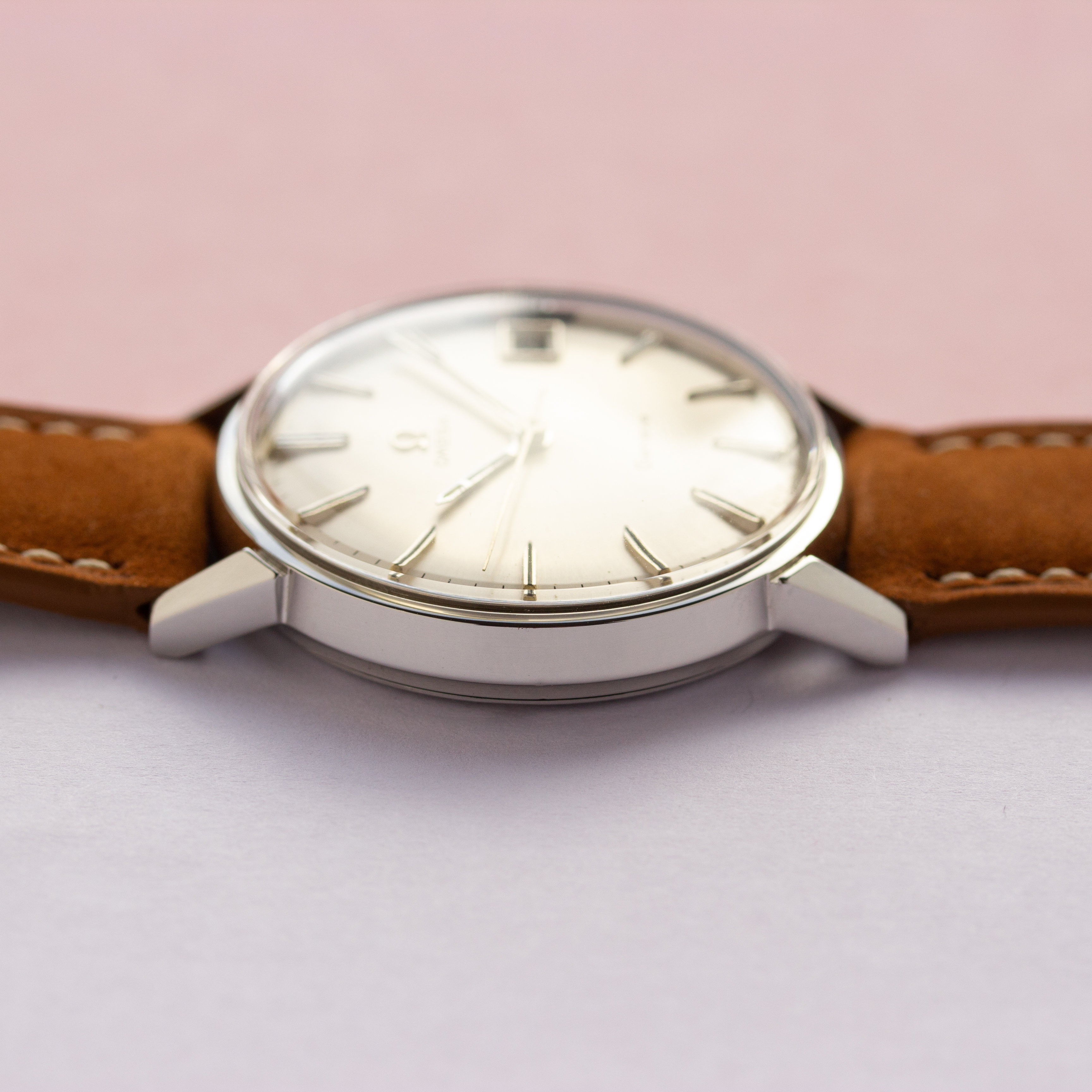 View of Omega Geneva Date Ref 136.00011 cal 613