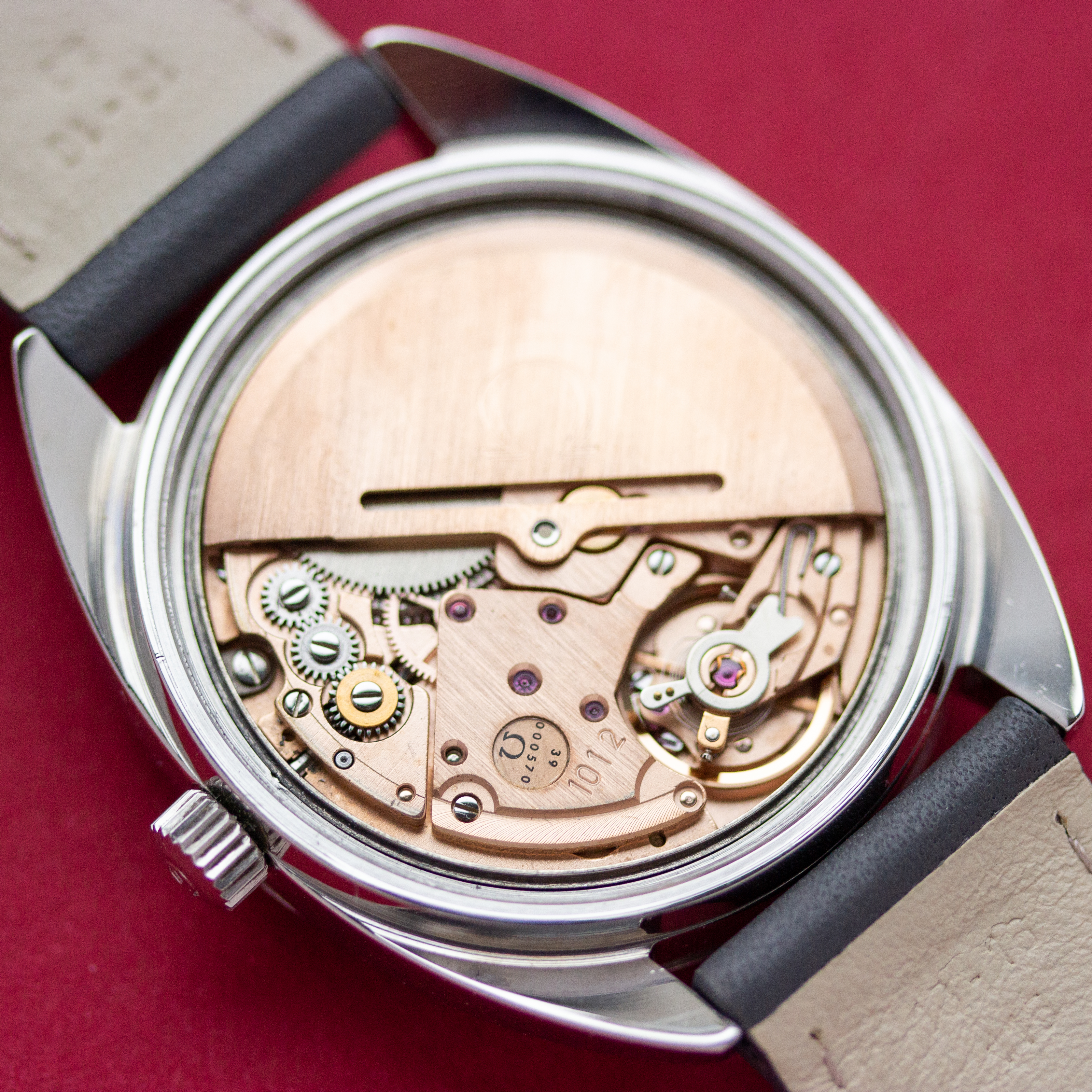 Vue de Omega Ranchero Automatic Date Belgian market Réf 166.0218