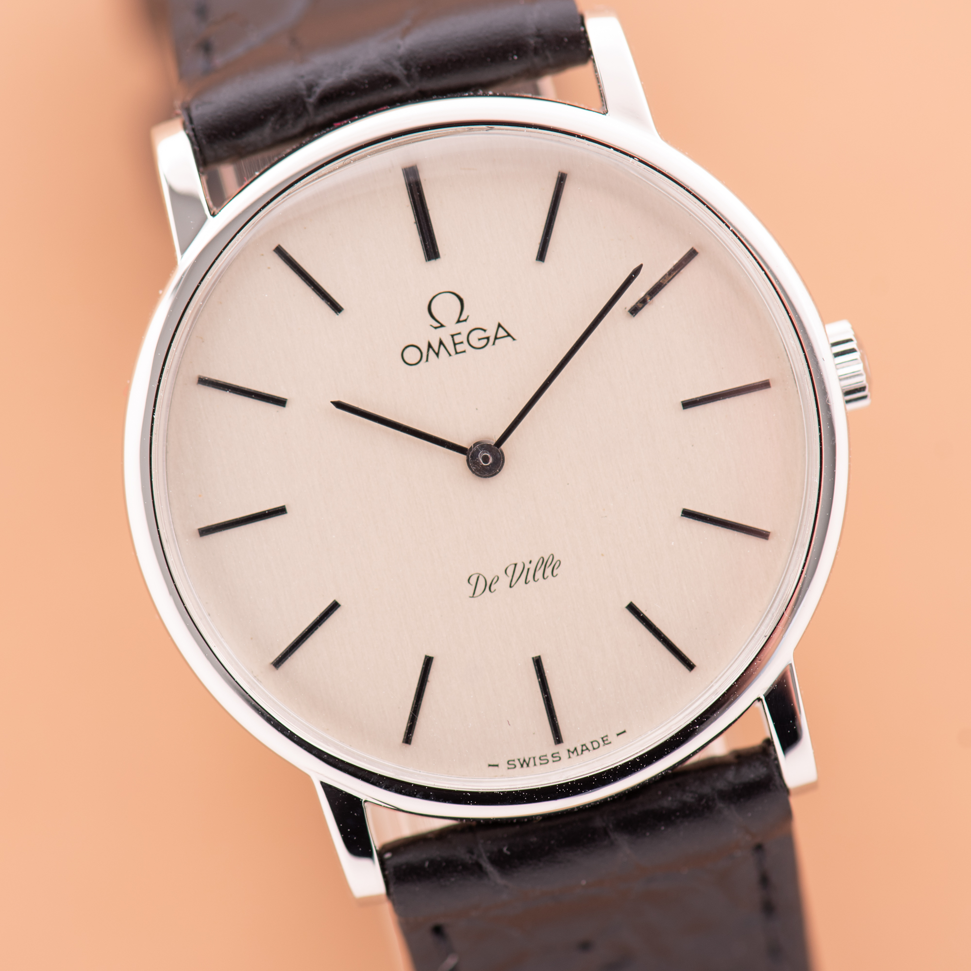 Vue de Omega De Ville Dress Watch Acier Réf 111.0140