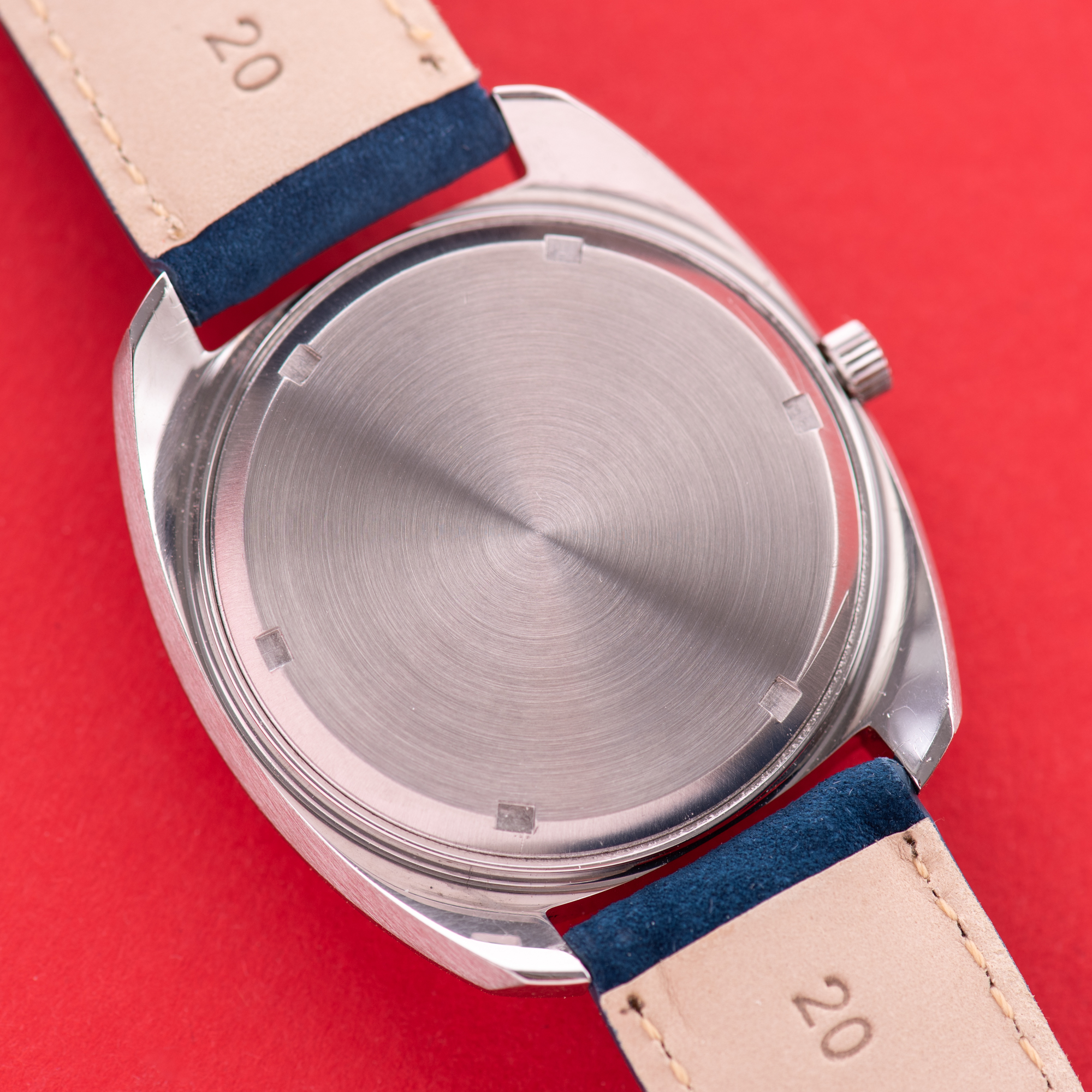 Vue de Omega Electronic F300 Hz Genève Chronometer Blue Vignette Réf 198.030