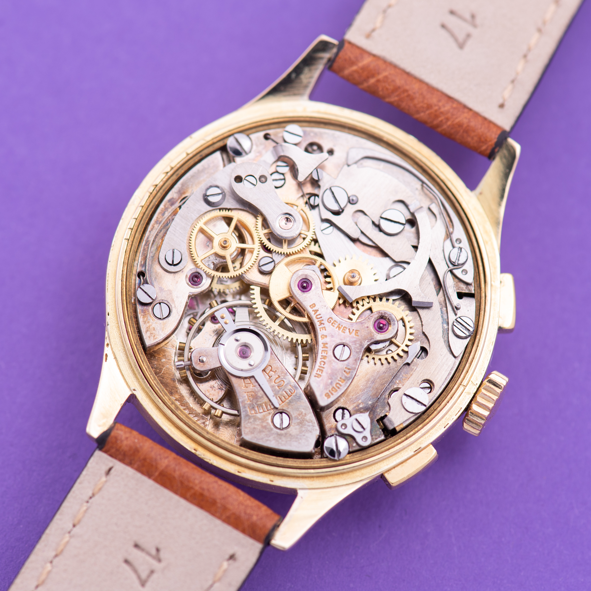 Vue de Baume et Mercier Genève Chronograph 18K 1949 Landeron 48