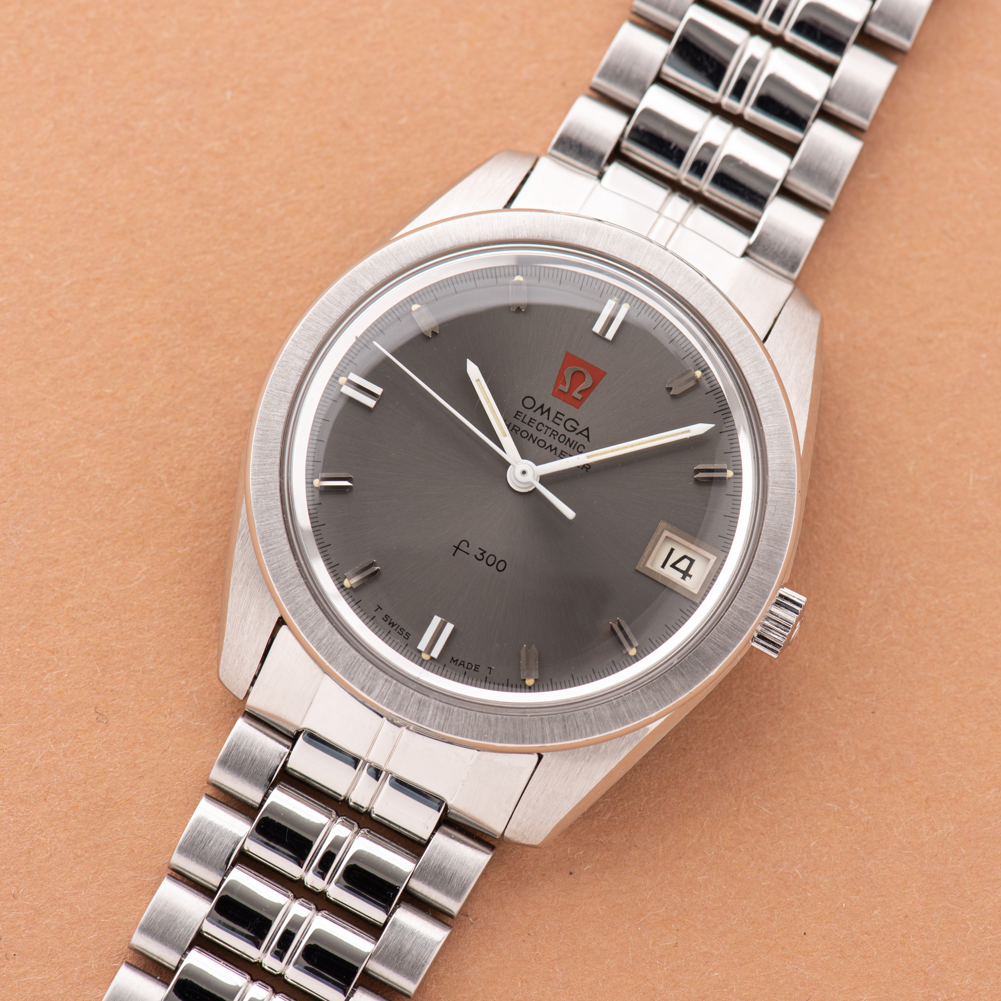 Vue de Omega Constellation Electronic Chronometer F300 from 1972 Réf 198.001