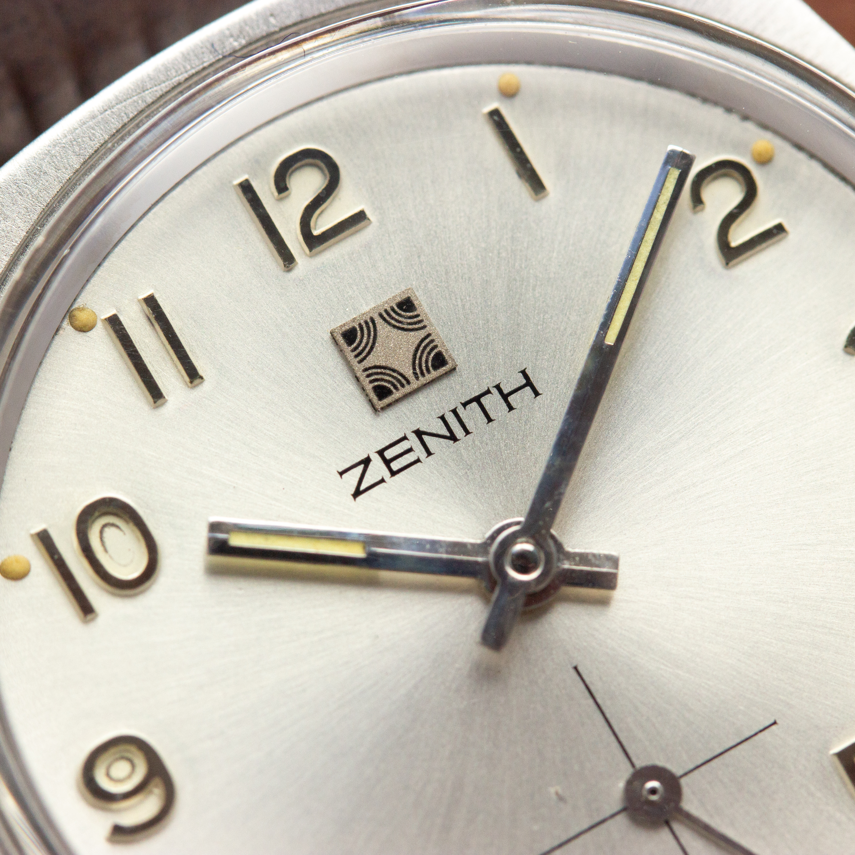 Vue de Zenith Surf Dress Sub Seconds réf 01-1220-113