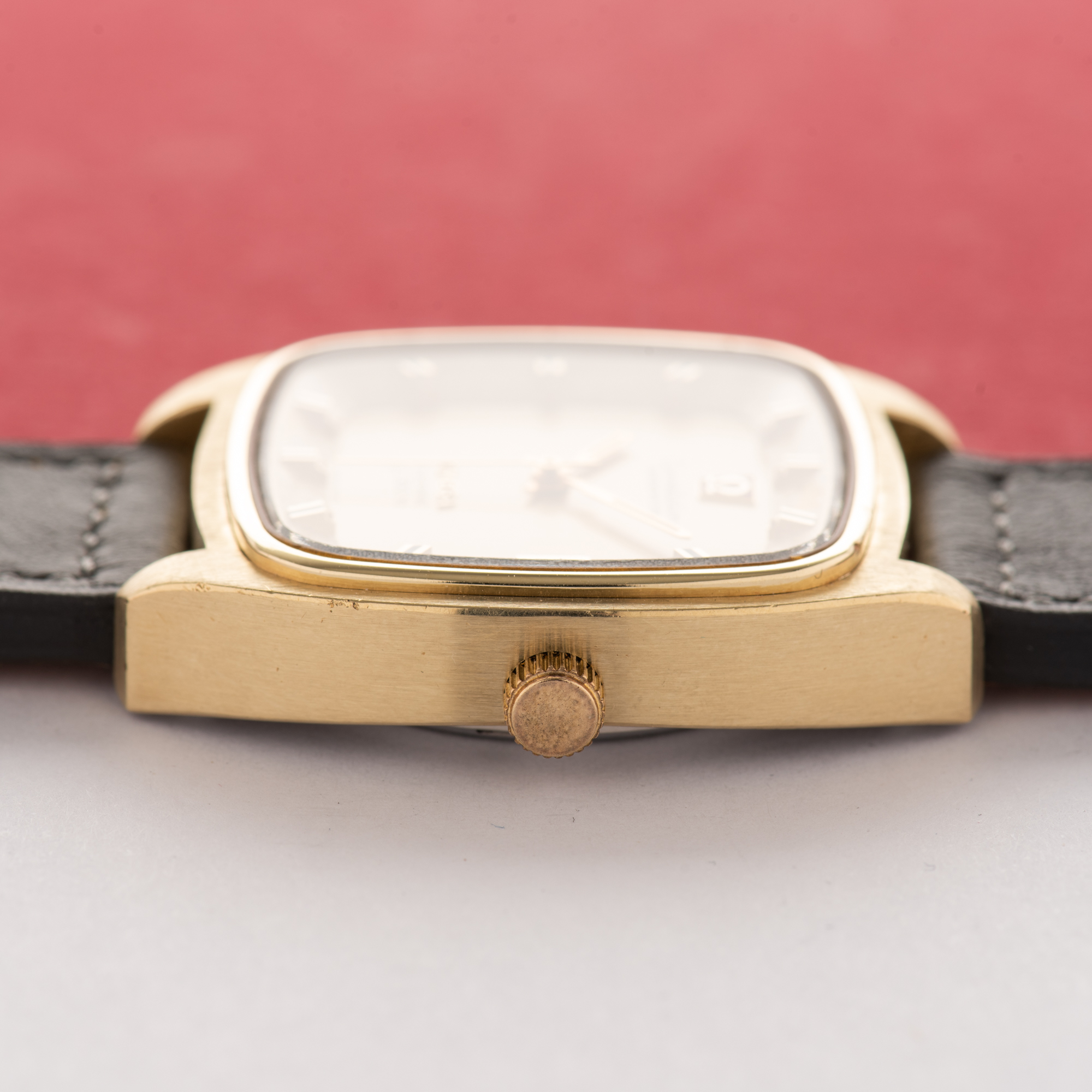 Vue de Omega Constellation Chronometer Electronic F300Hz from 1972 Ref 198.0027