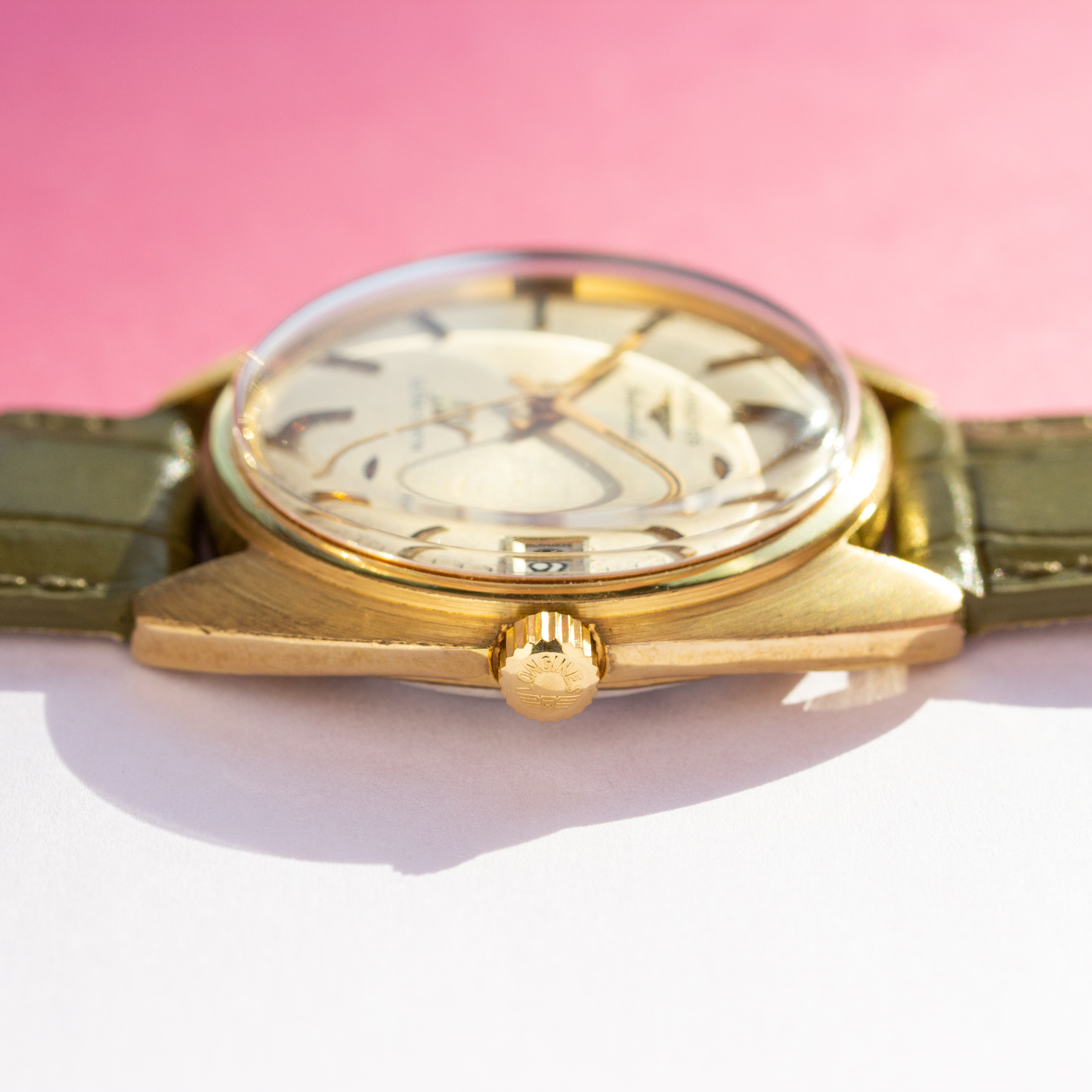View of Longines Ultra Chron Automatic Date Réf 8073