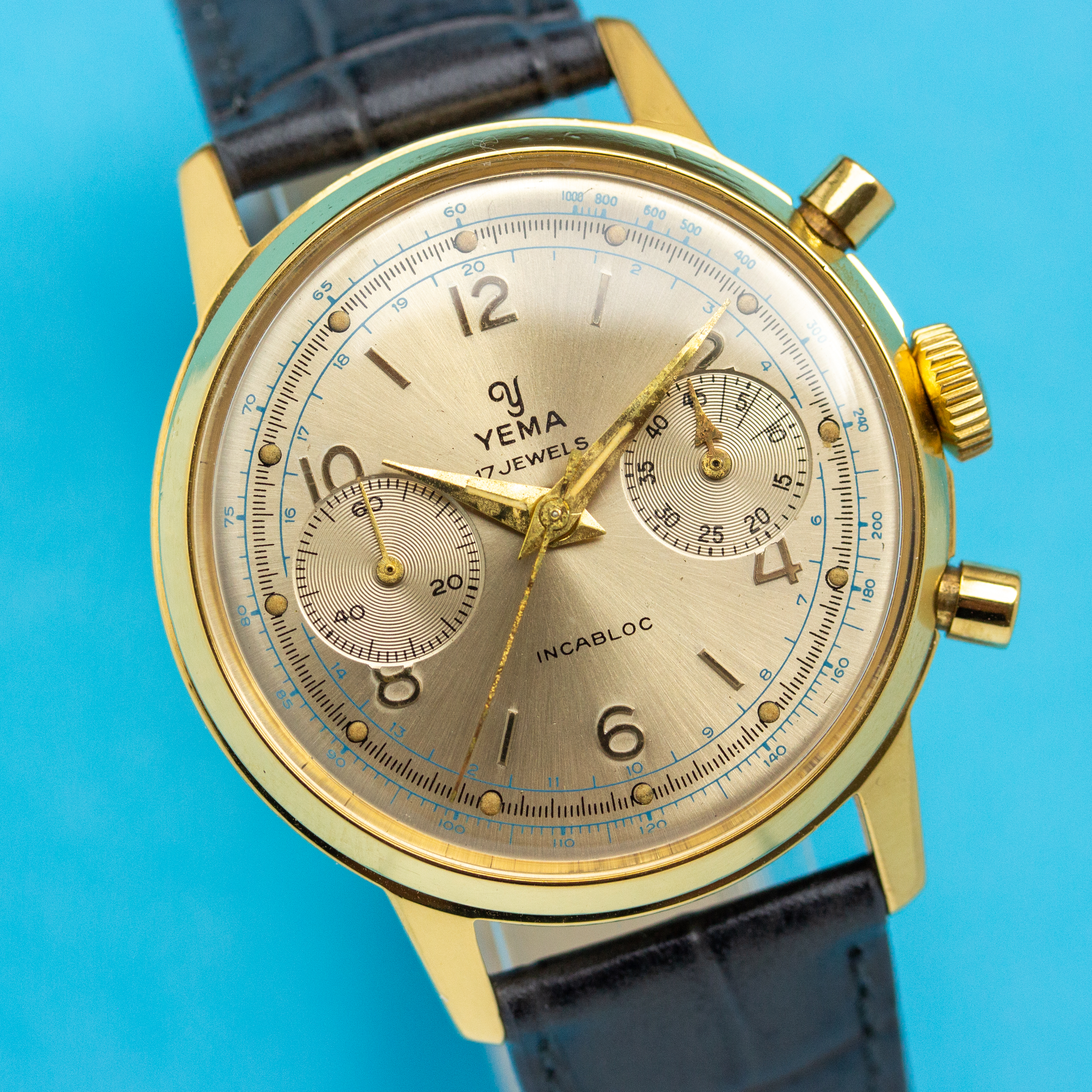 Vue de Yema 17 Jewels Valjoux 92 chronograph Incabloc waterproof Référence 804403