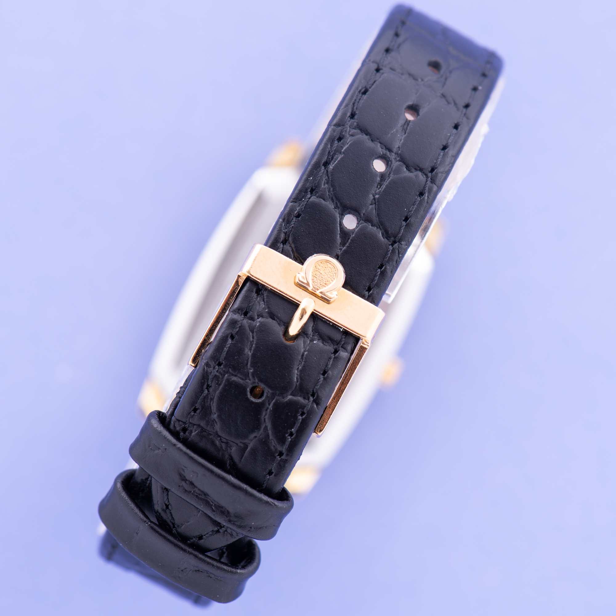 Zicht op Omega De Ville Rechthoekige Cal 620 Ref 111.085