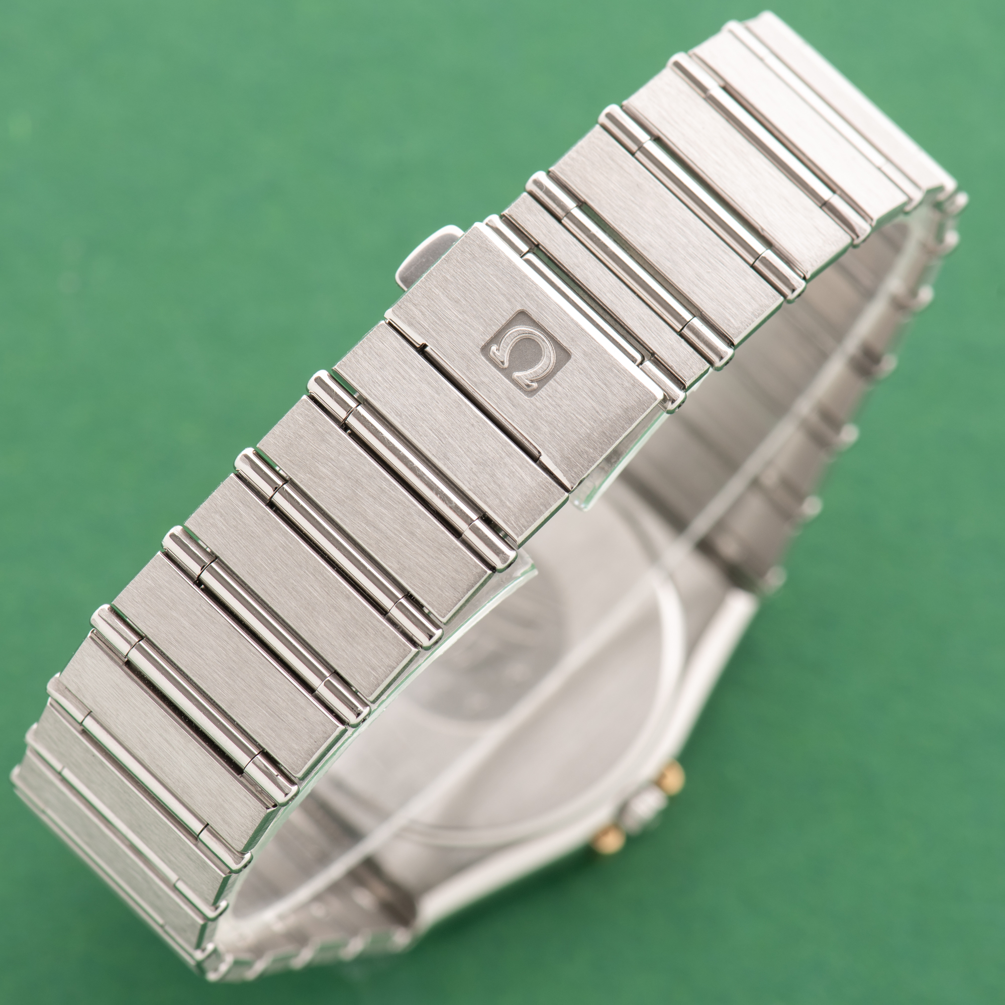 View of Omega Constellation 18K Gold Bezel Date From 1991 Ref 396.1080 Full set