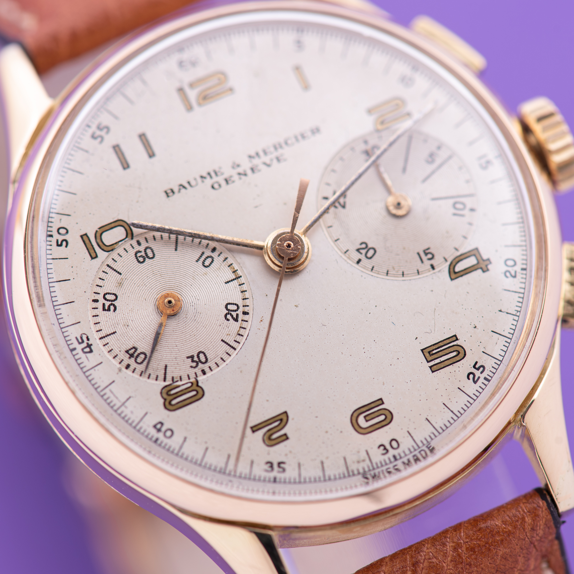 Vue de Baume et Mercier Genève Chronograph 18K 1949 Landeron 48