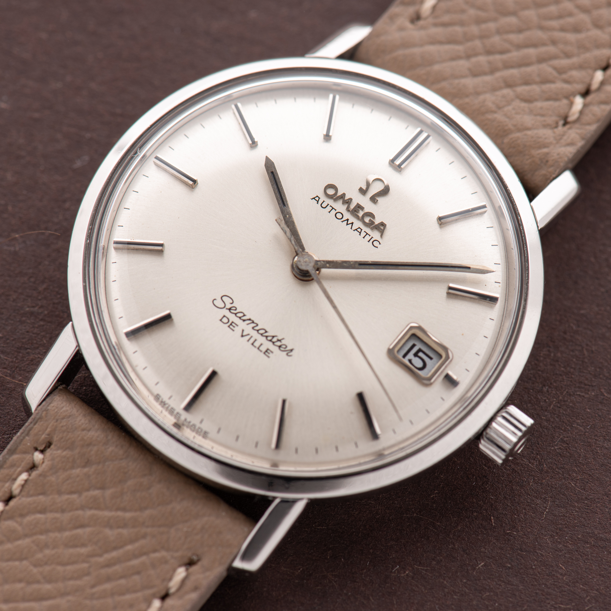 View of Omega Seamaster De Ville Automatic Date Réf 166.020