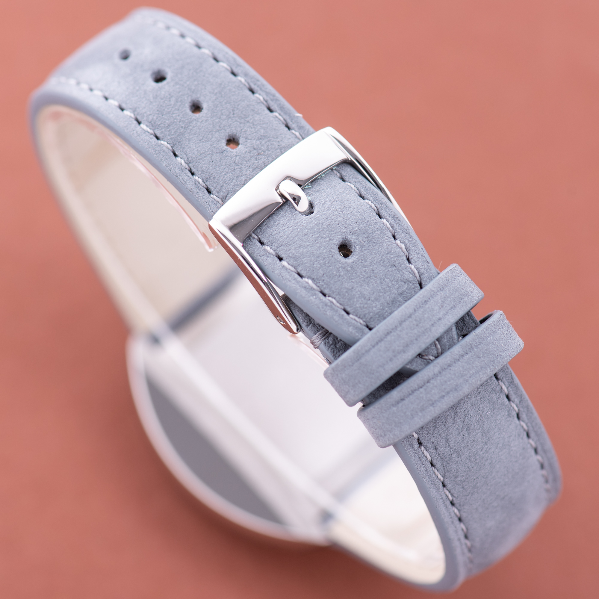 View of Omega Seamaster Cosmic Date Grey Dust Dial Réf 136.022