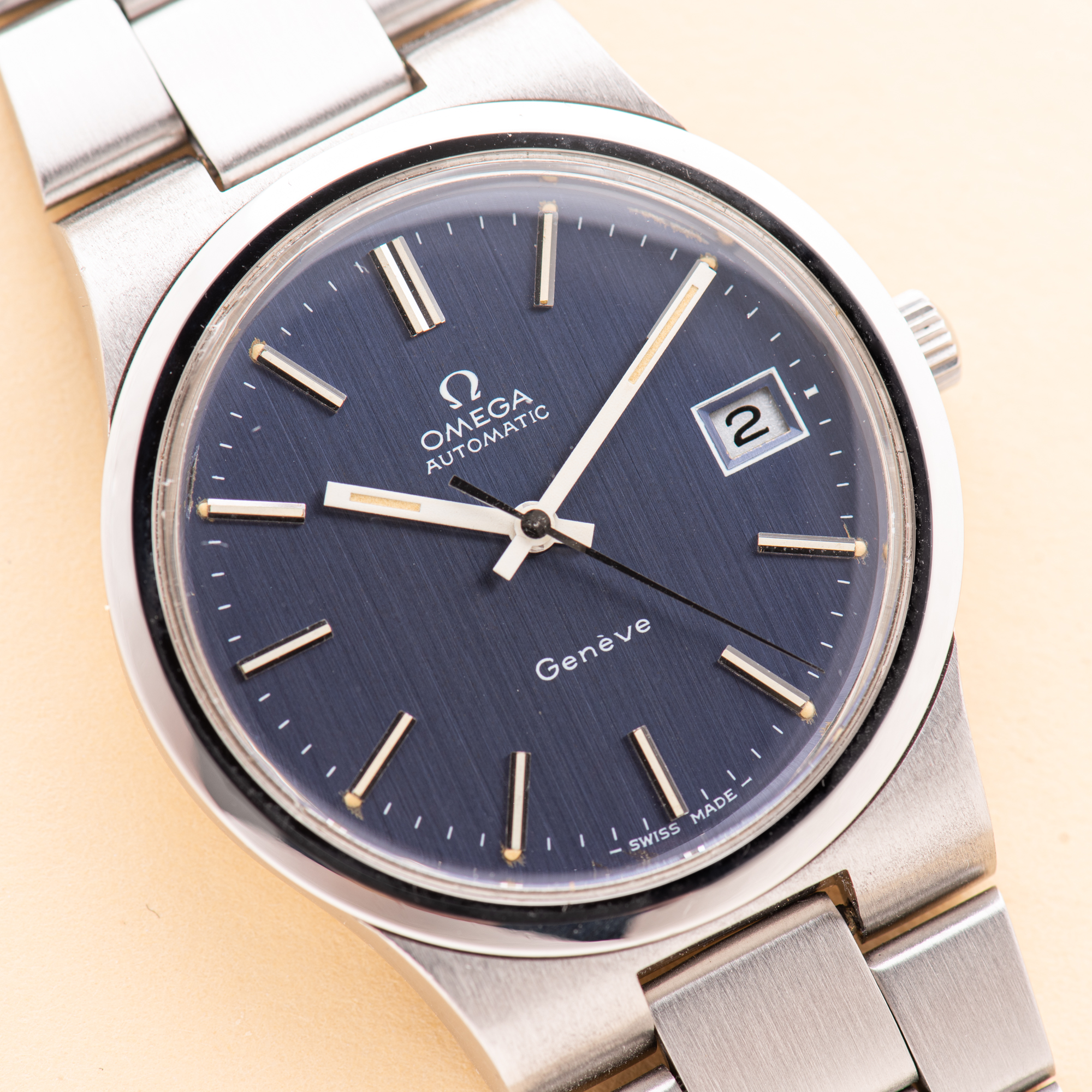 Zicht op Omega Geneva Automatic Date Blue Ref 366.0832 Jaar 1973