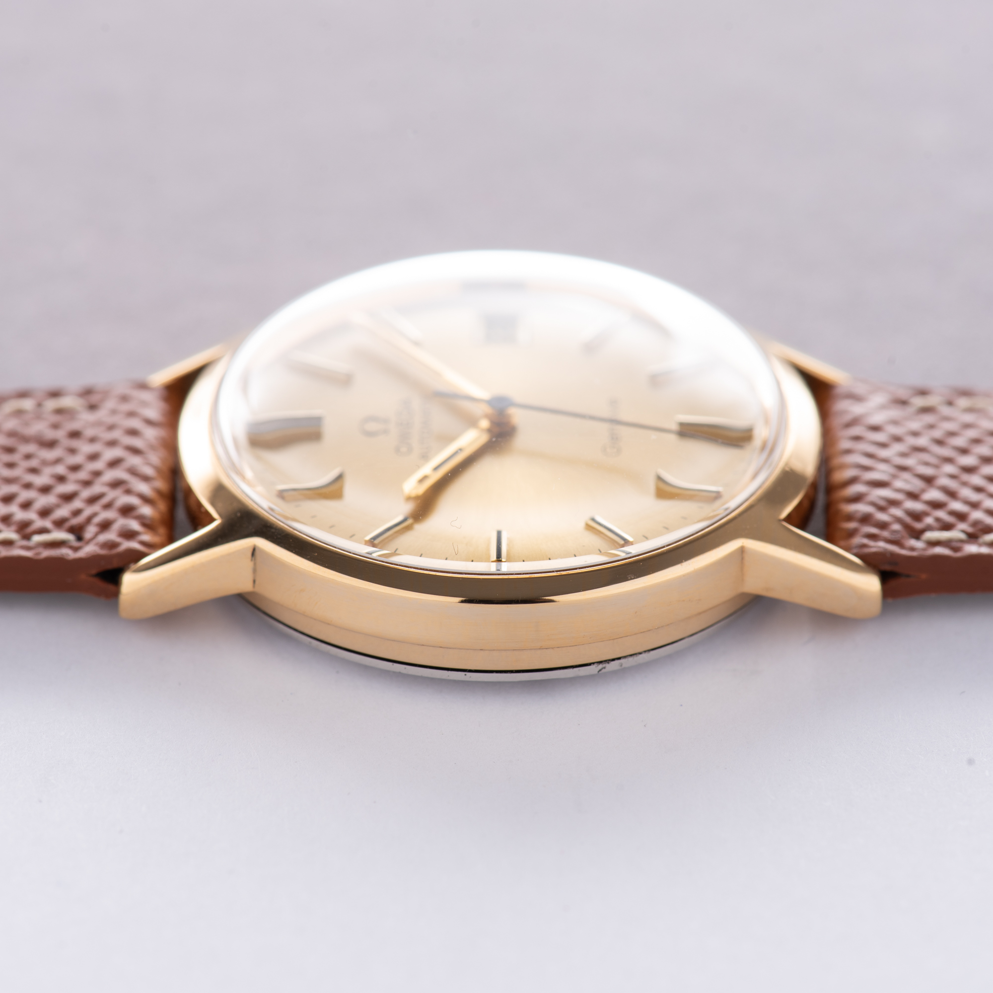 View of Omega Genève Automatic Date HF case From 1973 Ref 166.0163