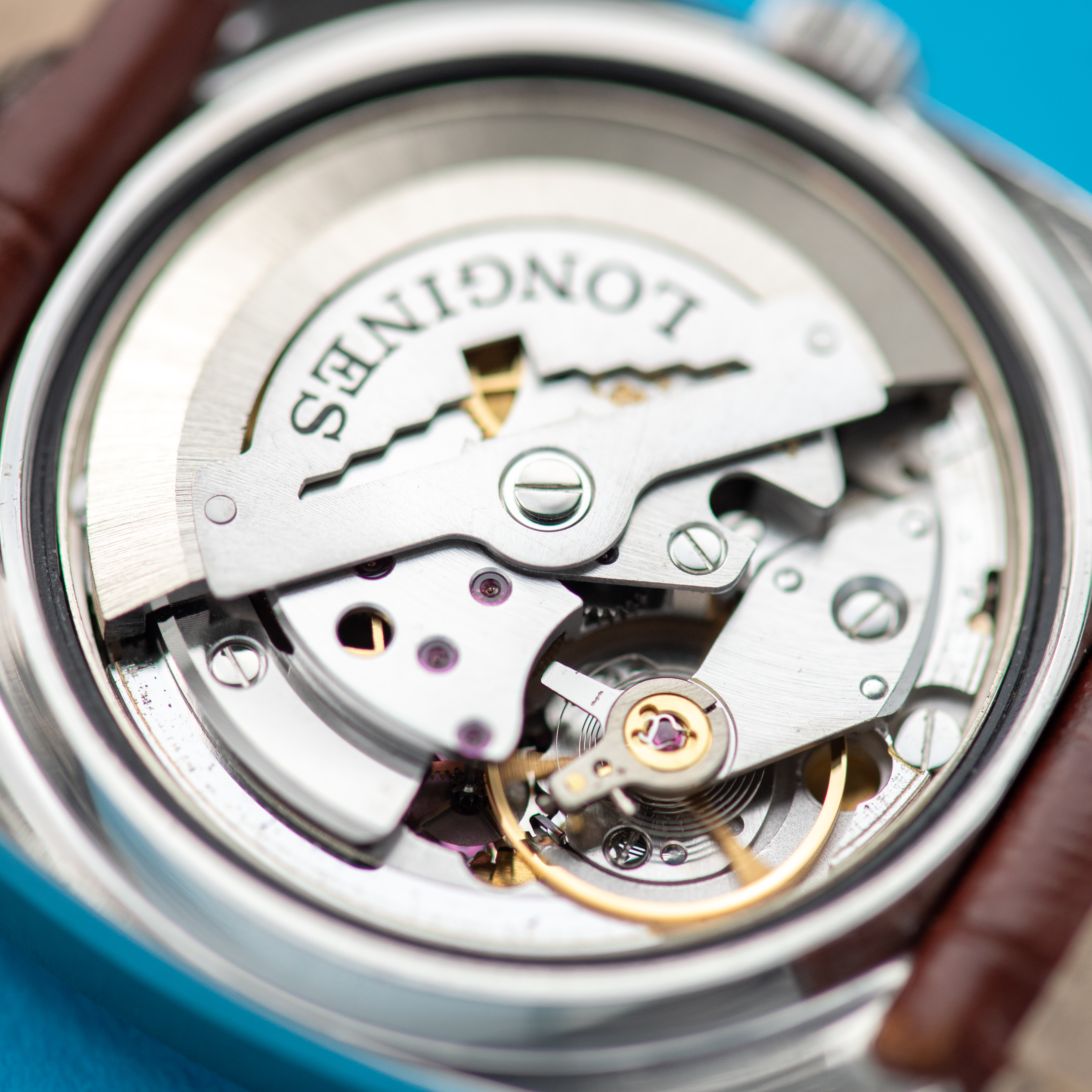 View of Longines Automatic Date Elegant Big Réf 2365 1970s