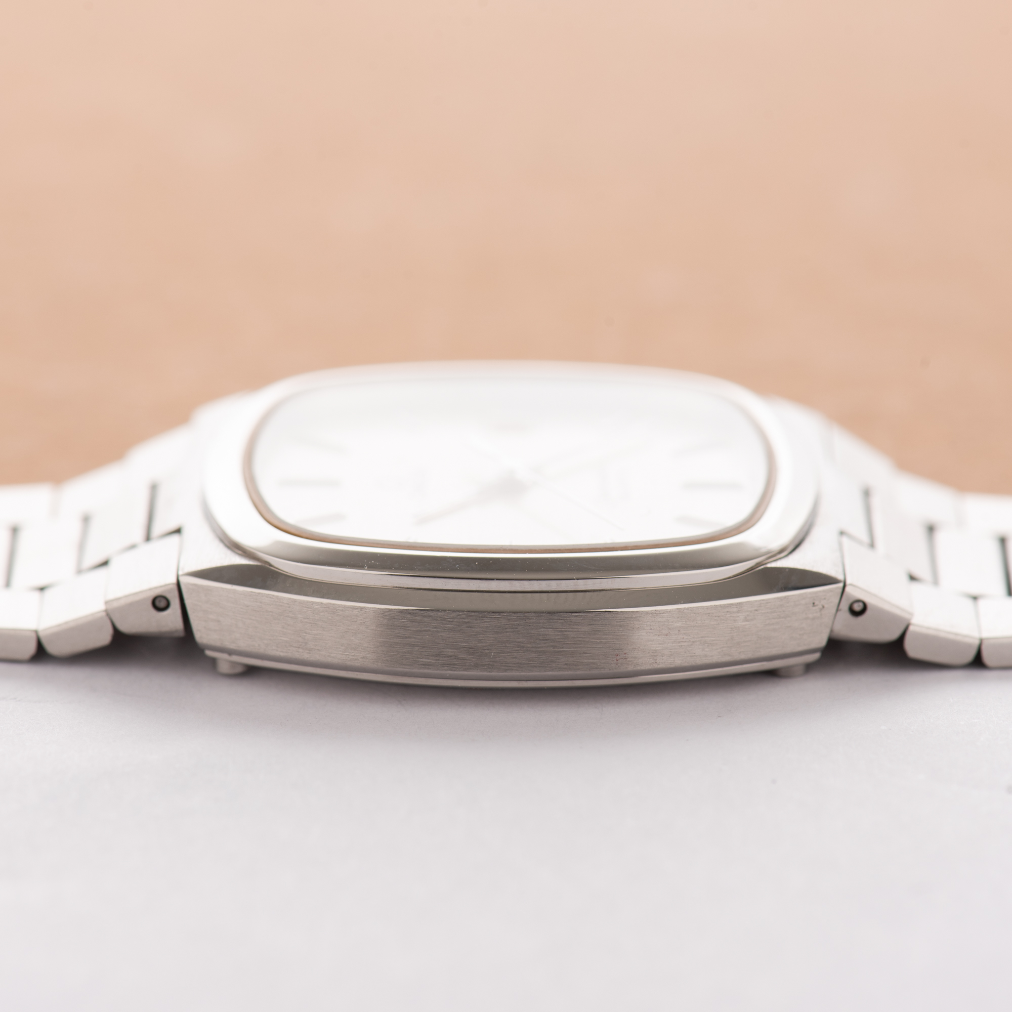 View of Omega Seamaster Quartz Full Set from 1981 cal 1342 Réf 396.0890