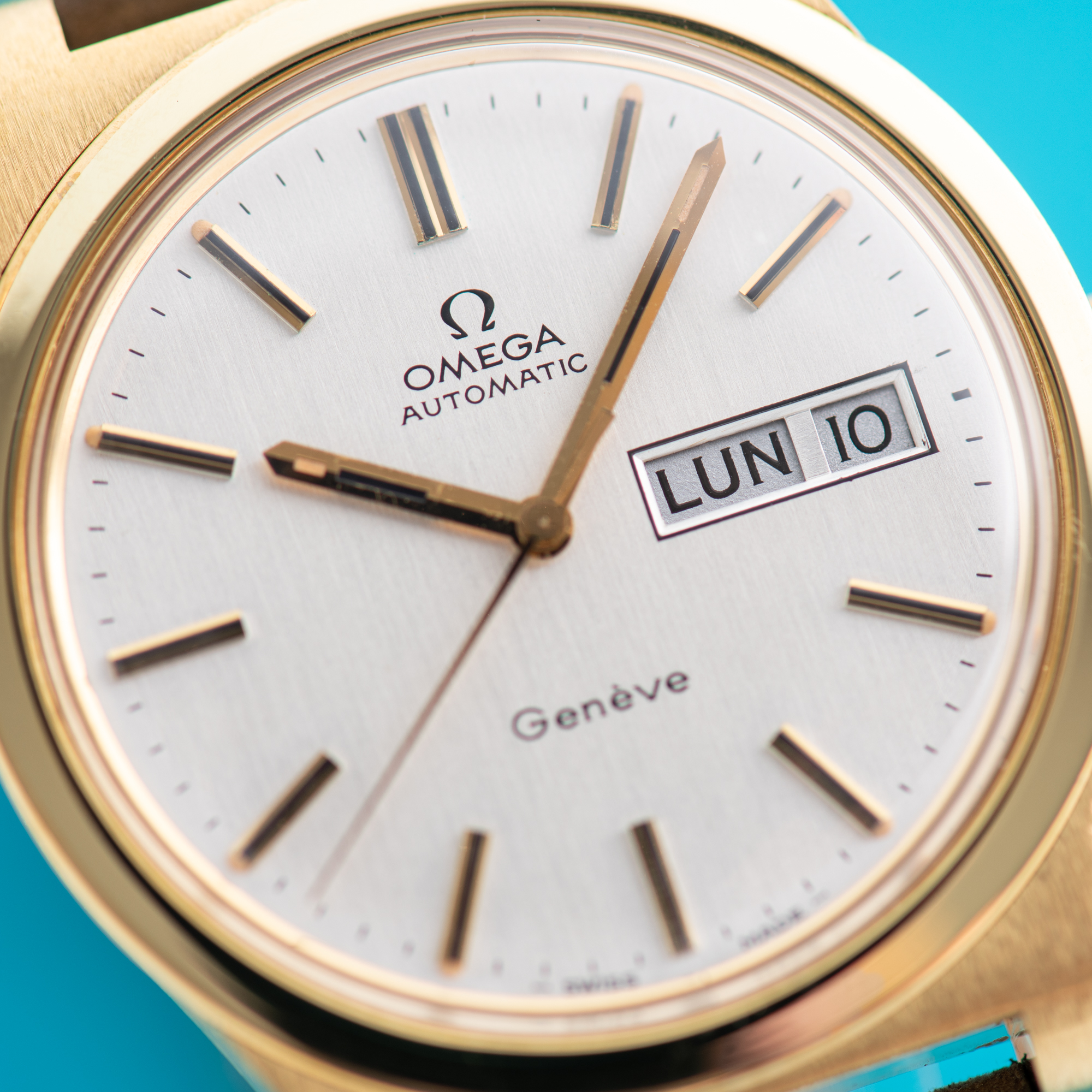 Zicht op Omega Genève Dag Datum Automatisch Cal 1022 Ref 166.069