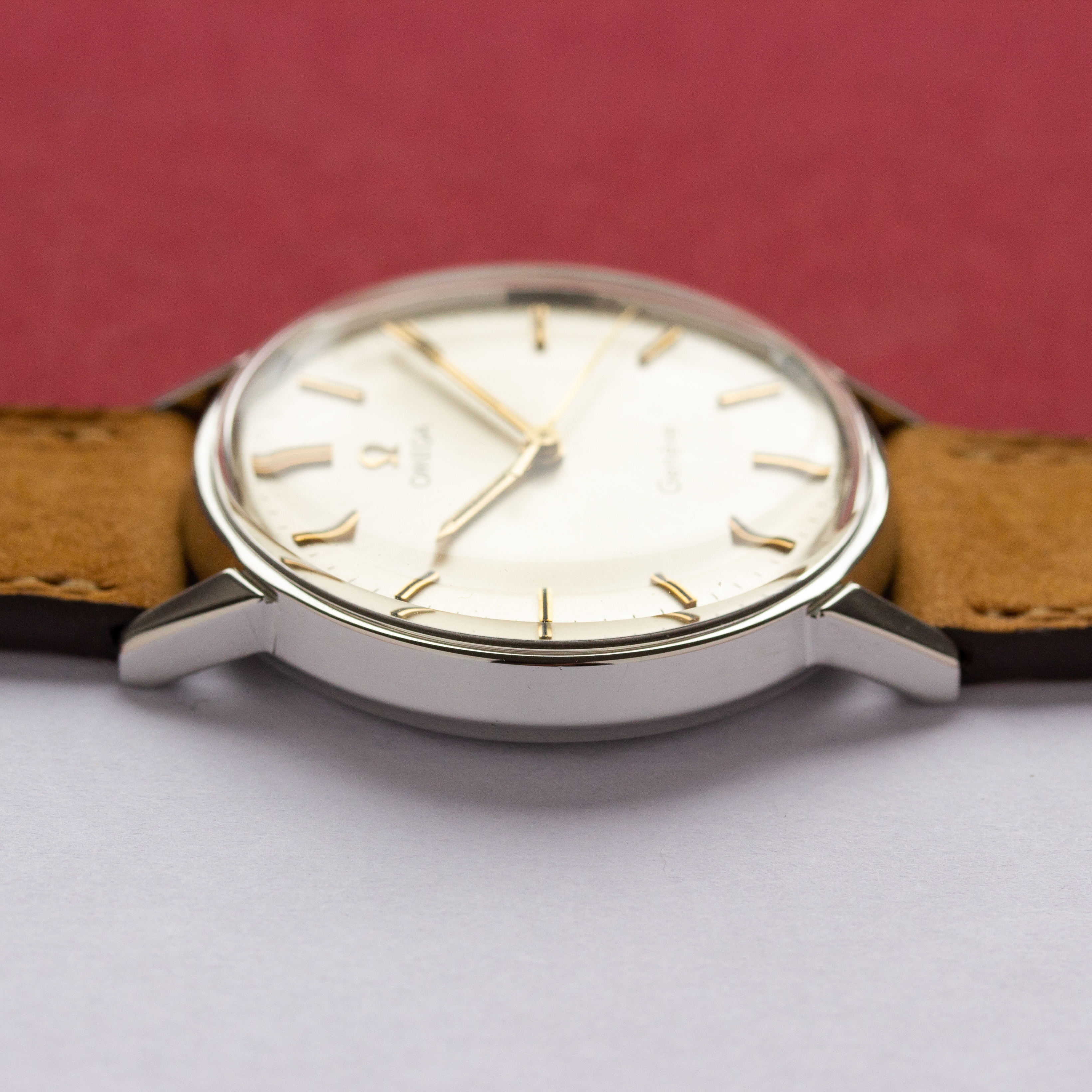 Vue de Omega Genève Réf 135.011 Seahorse Case from 1965