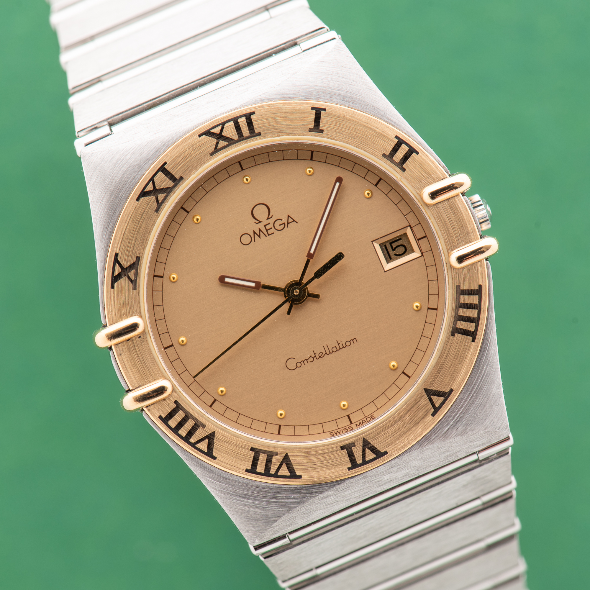 View of Omega Constellation 18K Gold Bezel Date From 1991 Ref 396.1080 Full set