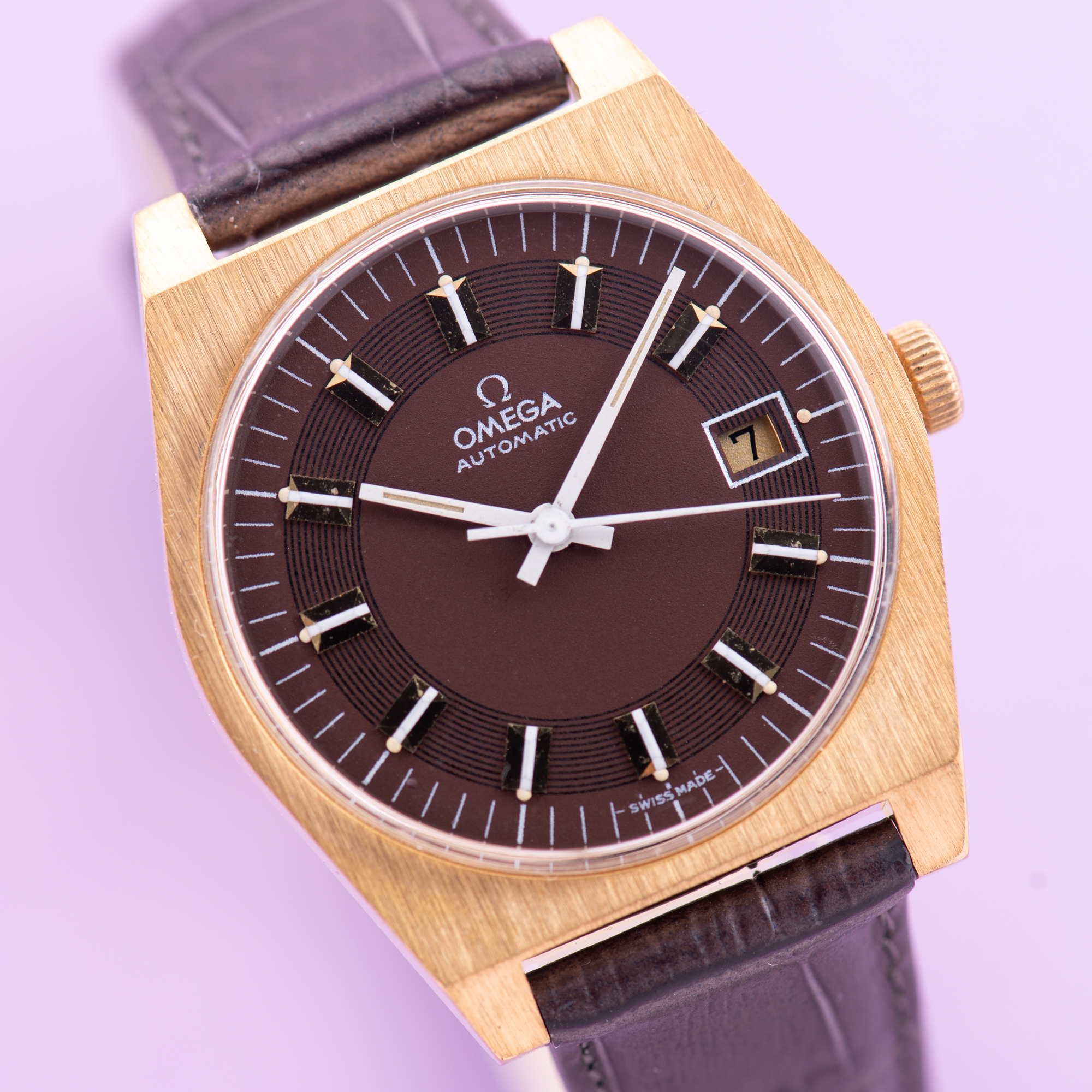 Zicht op Omega Automatic Brown 'Rail' Dial Zeldzaam vanaf 1971 Ref 166.018
