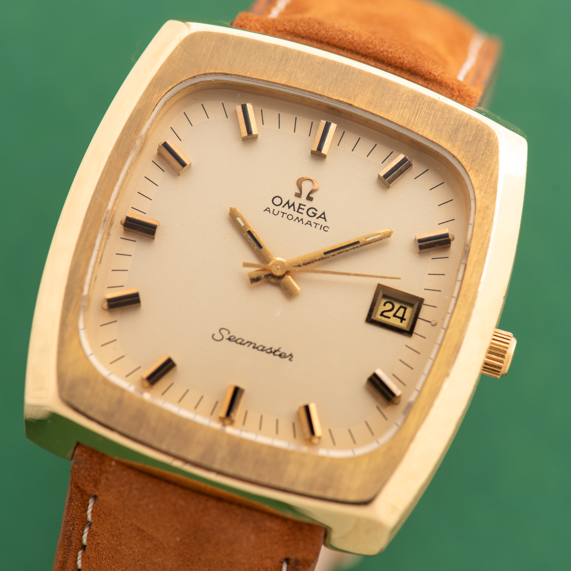 Zicht op Omega Seamaster Automatic Date Oversize TV Réf 166.0138
