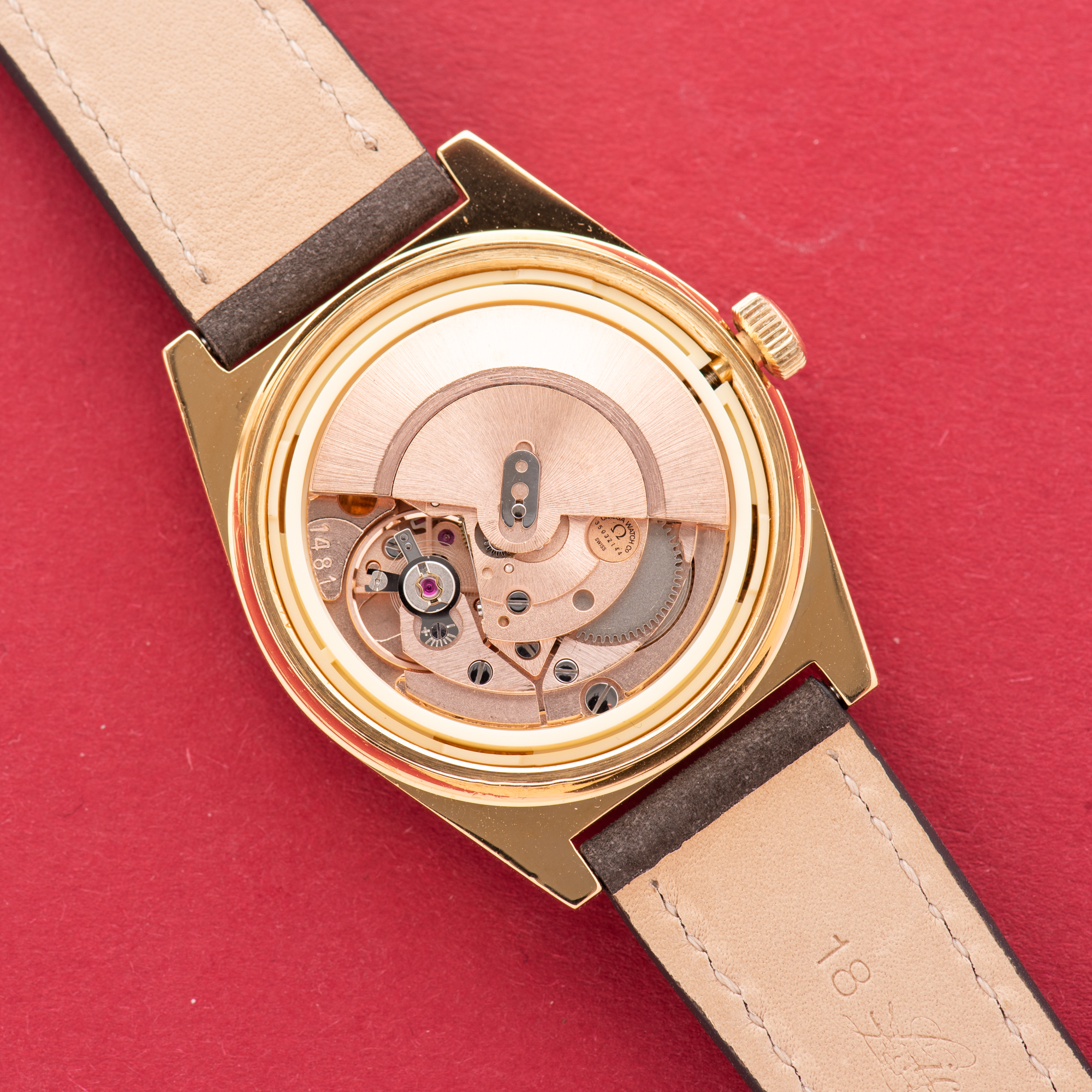 Vue de Omega Genève Automatic Date Cal 1481 from 1972 Réf 166.0118