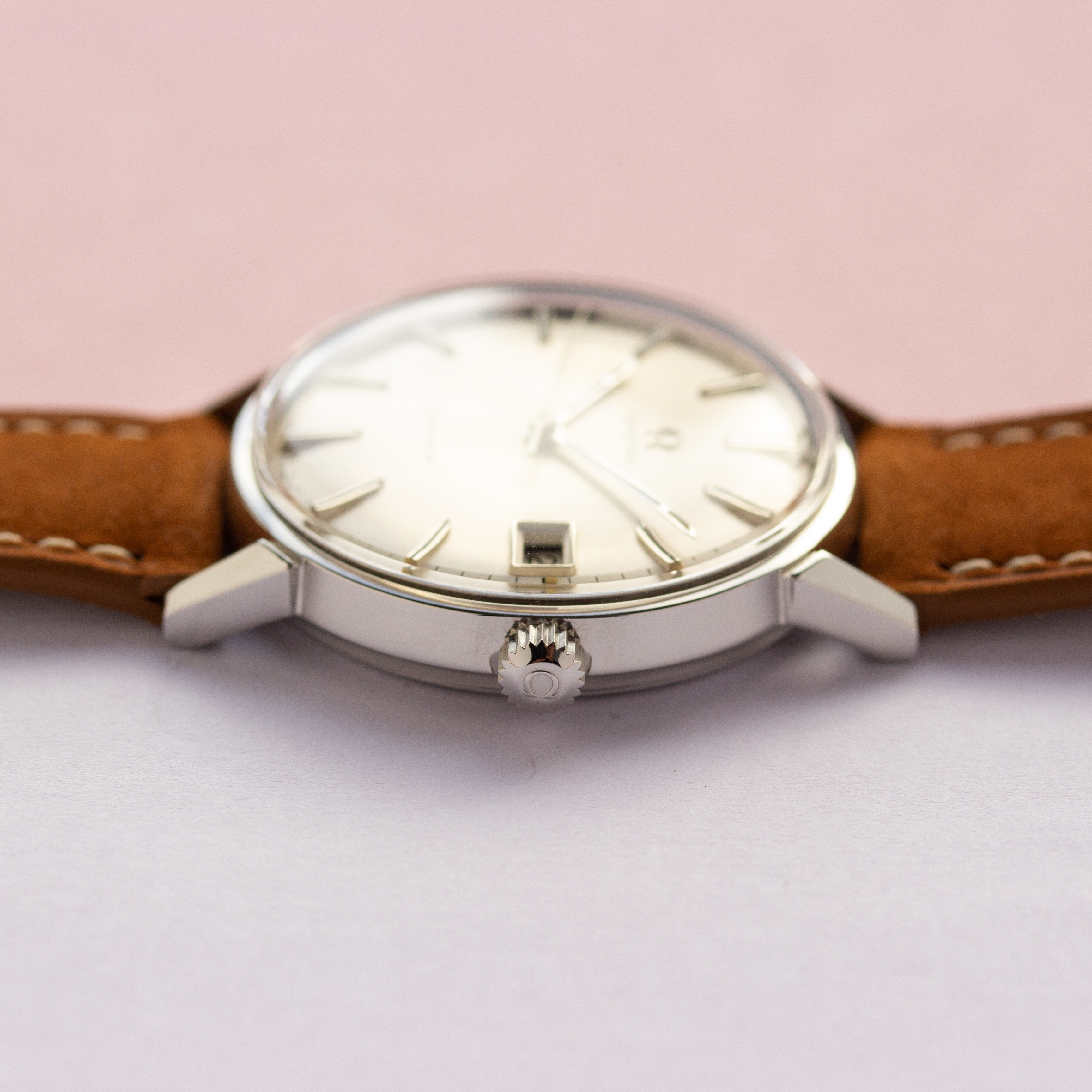 View of Omega Geneva Date Ref 136.00011 cal 613