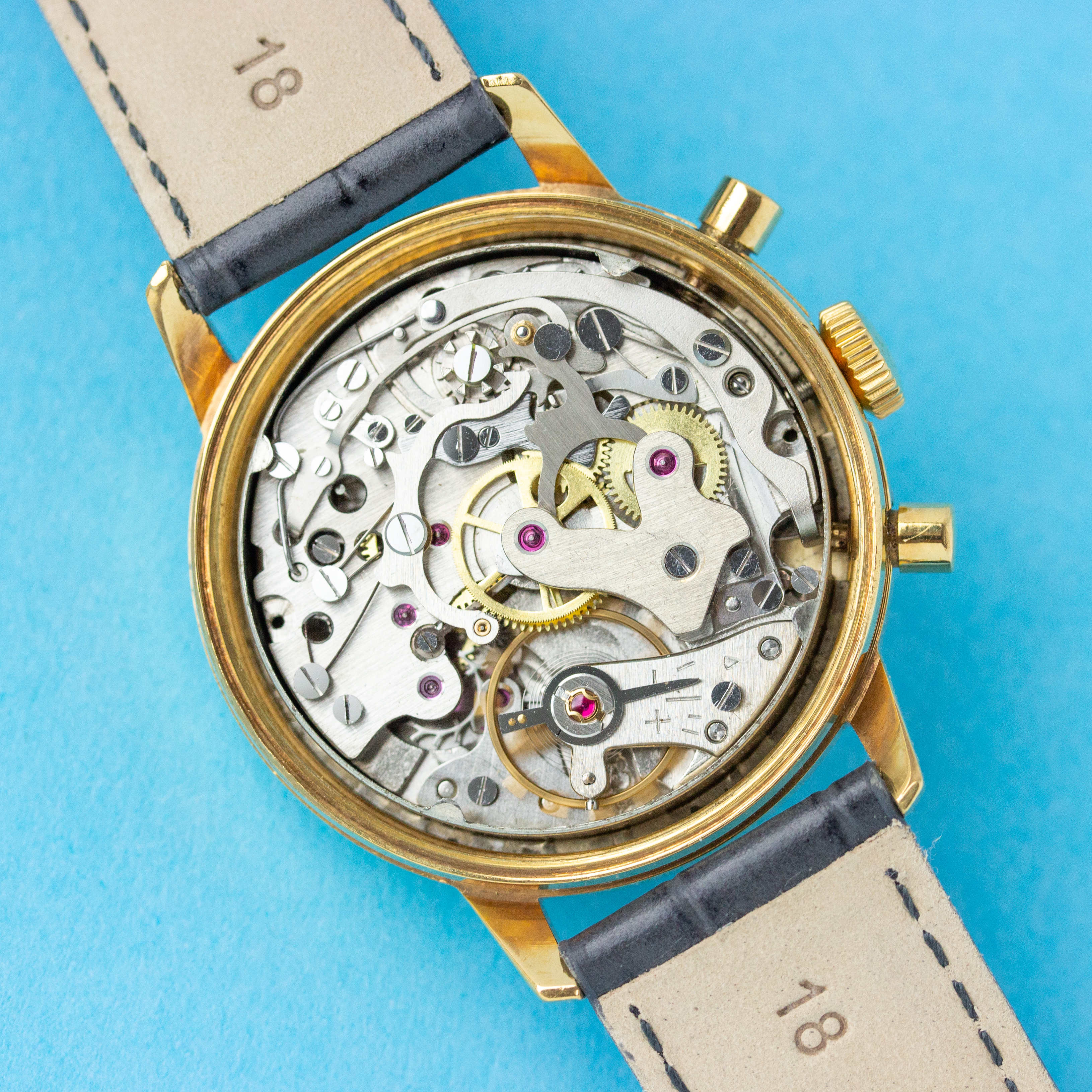 Vue de Yema 17 Jewels Valjoux 92 chronograph Incabloc waterproof Référence 804403