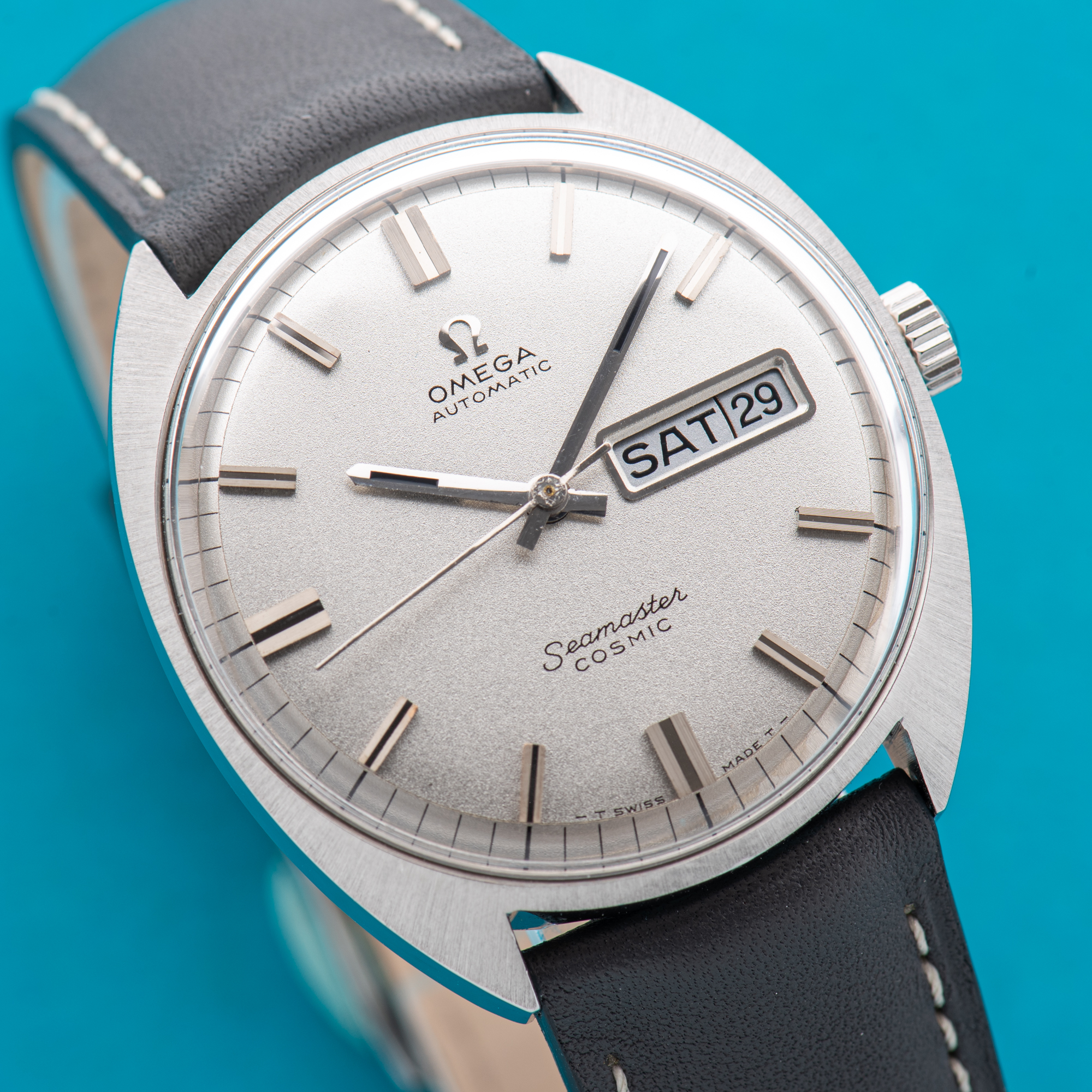 View of Omega Seamaster Cosmic Day Date Automatic Star Dust Dial cal 752 Ref 166.036