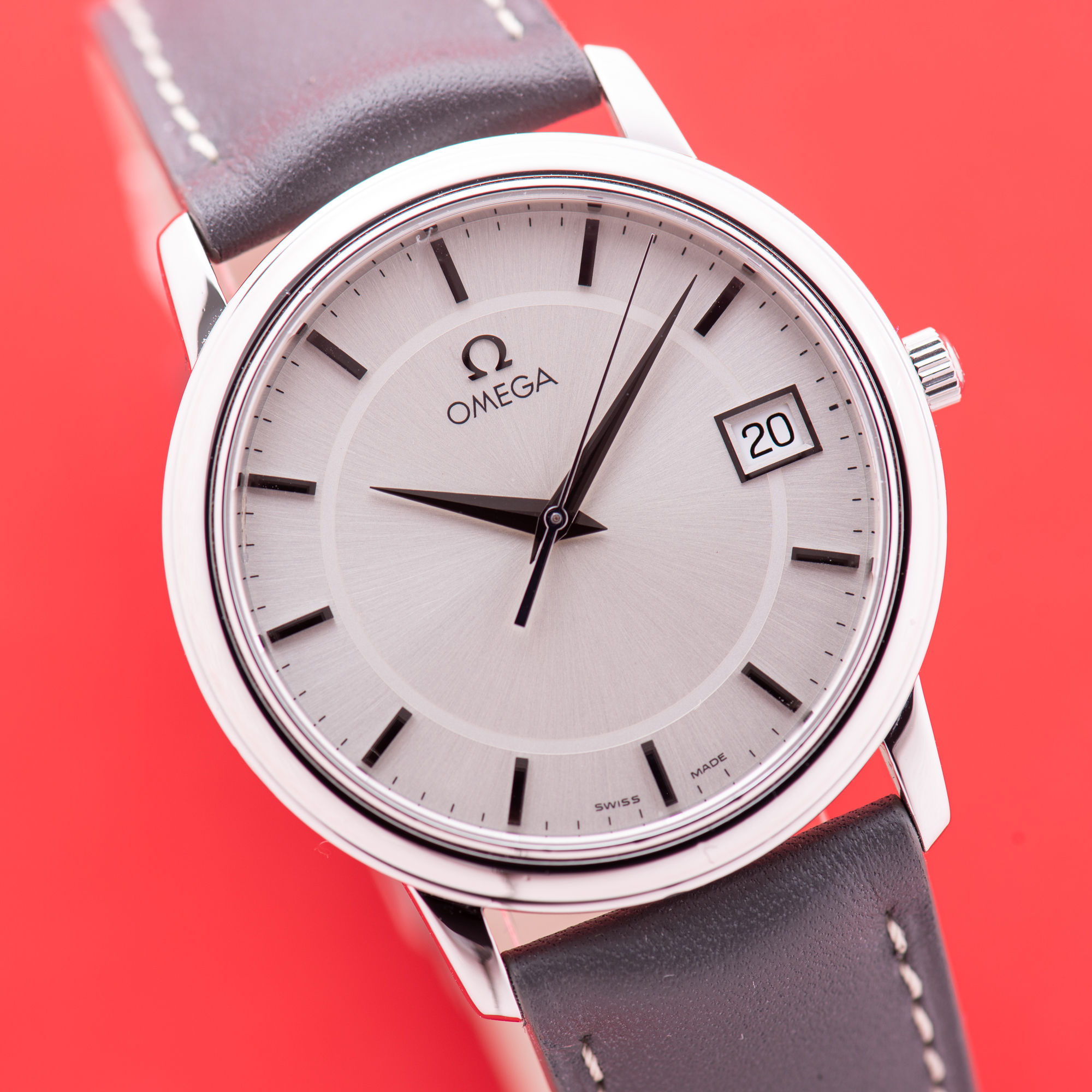 Vue de Omega De Ville Prestige Quartz cal 1532 Réf 196.1150