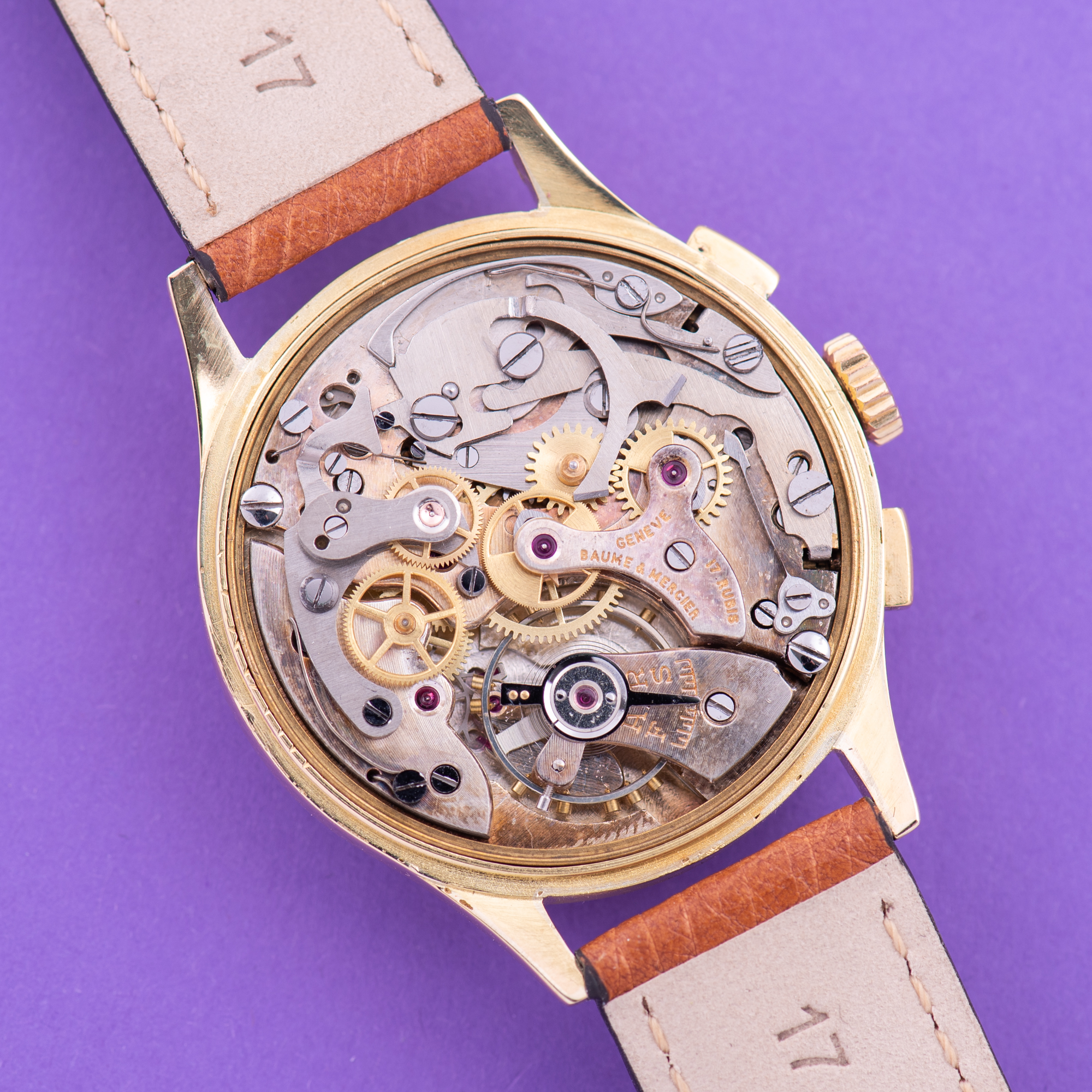 Vue de Baume et Mercier Genève Chronograph 18K 1949 Landeron 48