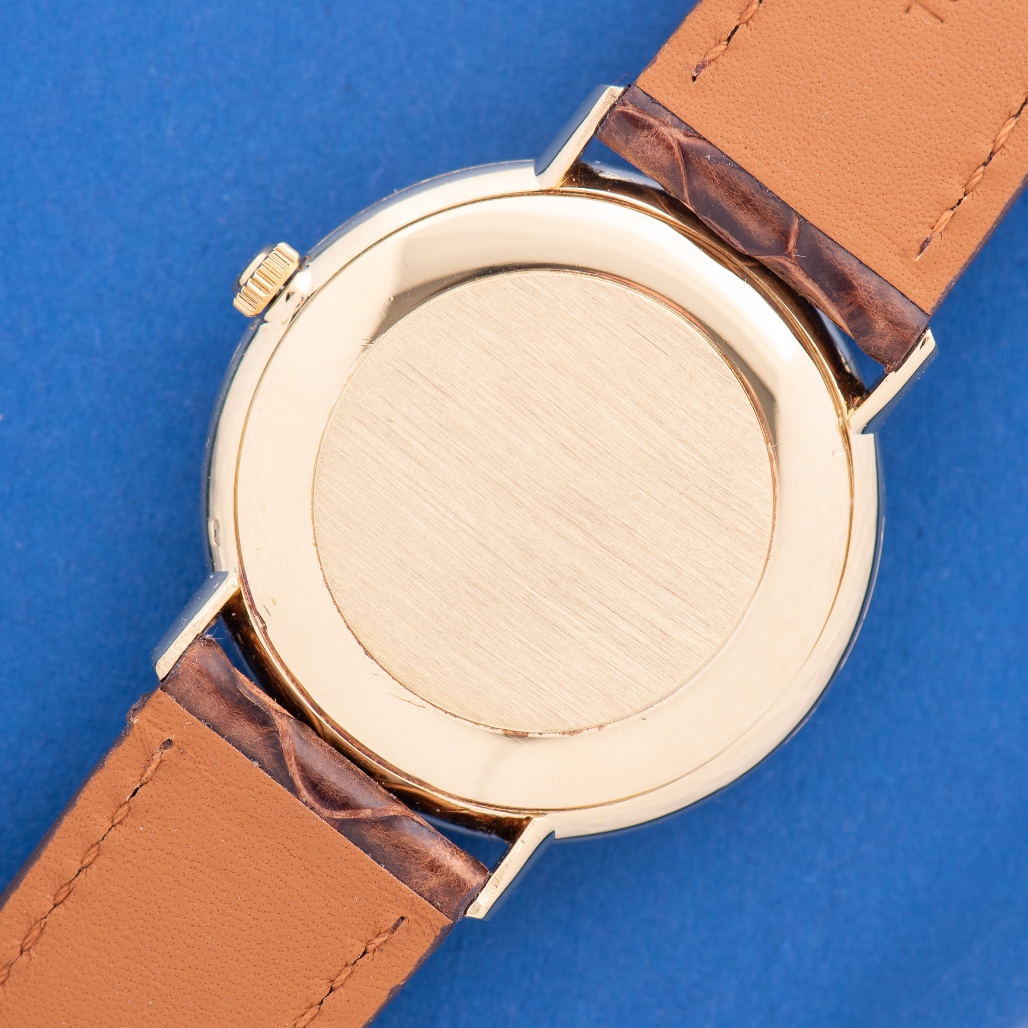 Vue de Omega Dress Watch Centre Seconds 18K Réf 131.016