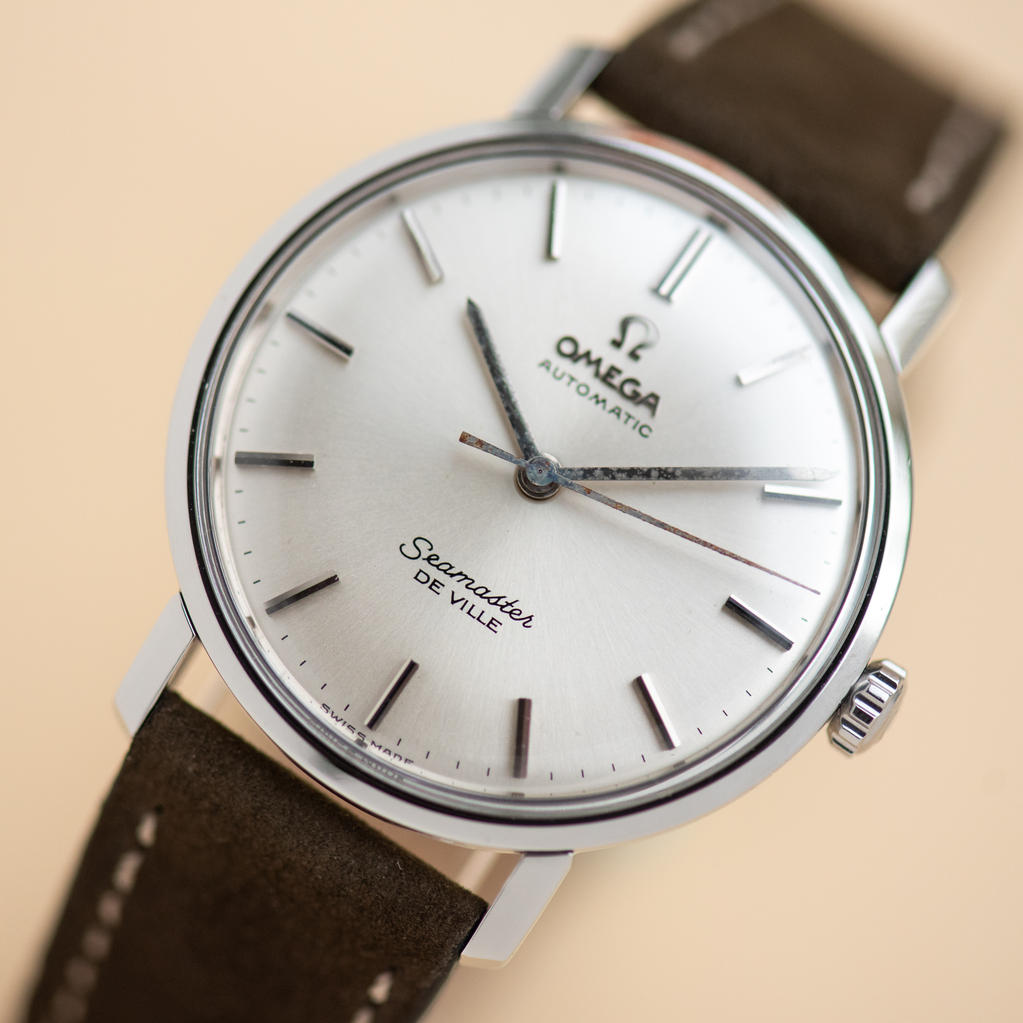 View of Omega Seamaster De Ville Automatic Réf 165.020