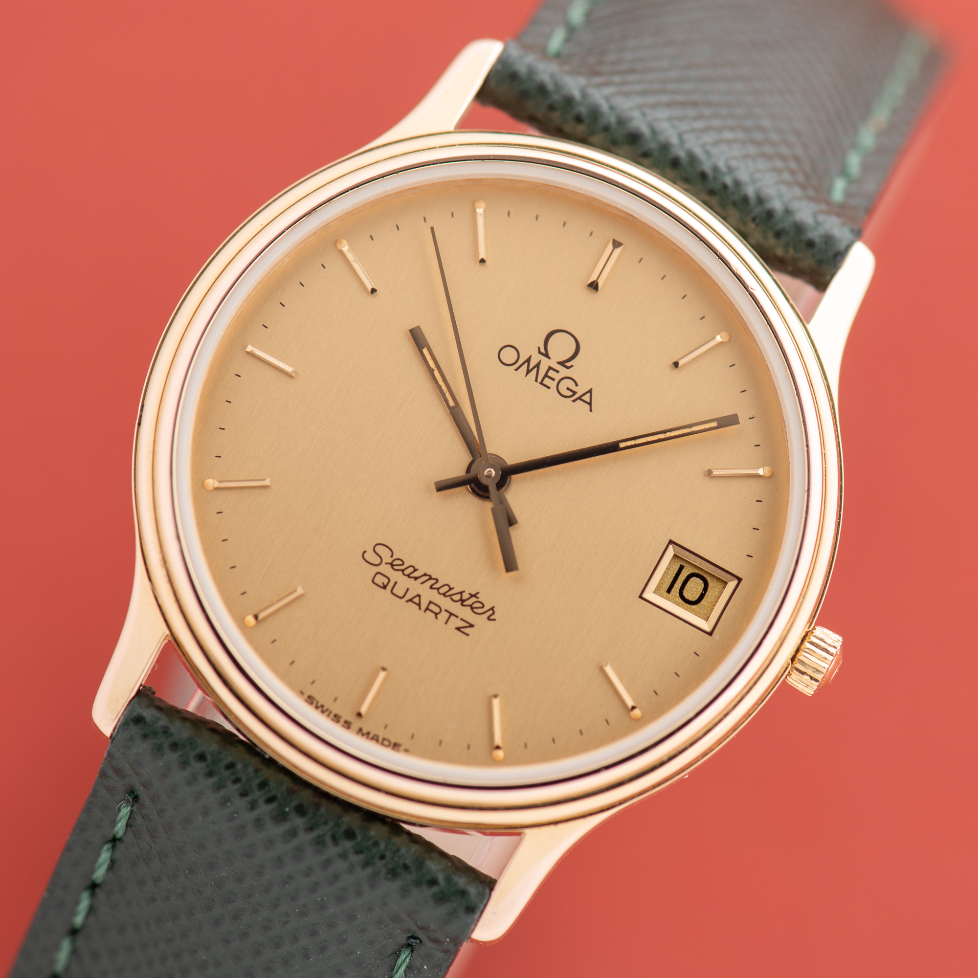 Zicht op Omega Seamaster Quartz Date Réf 196.0263