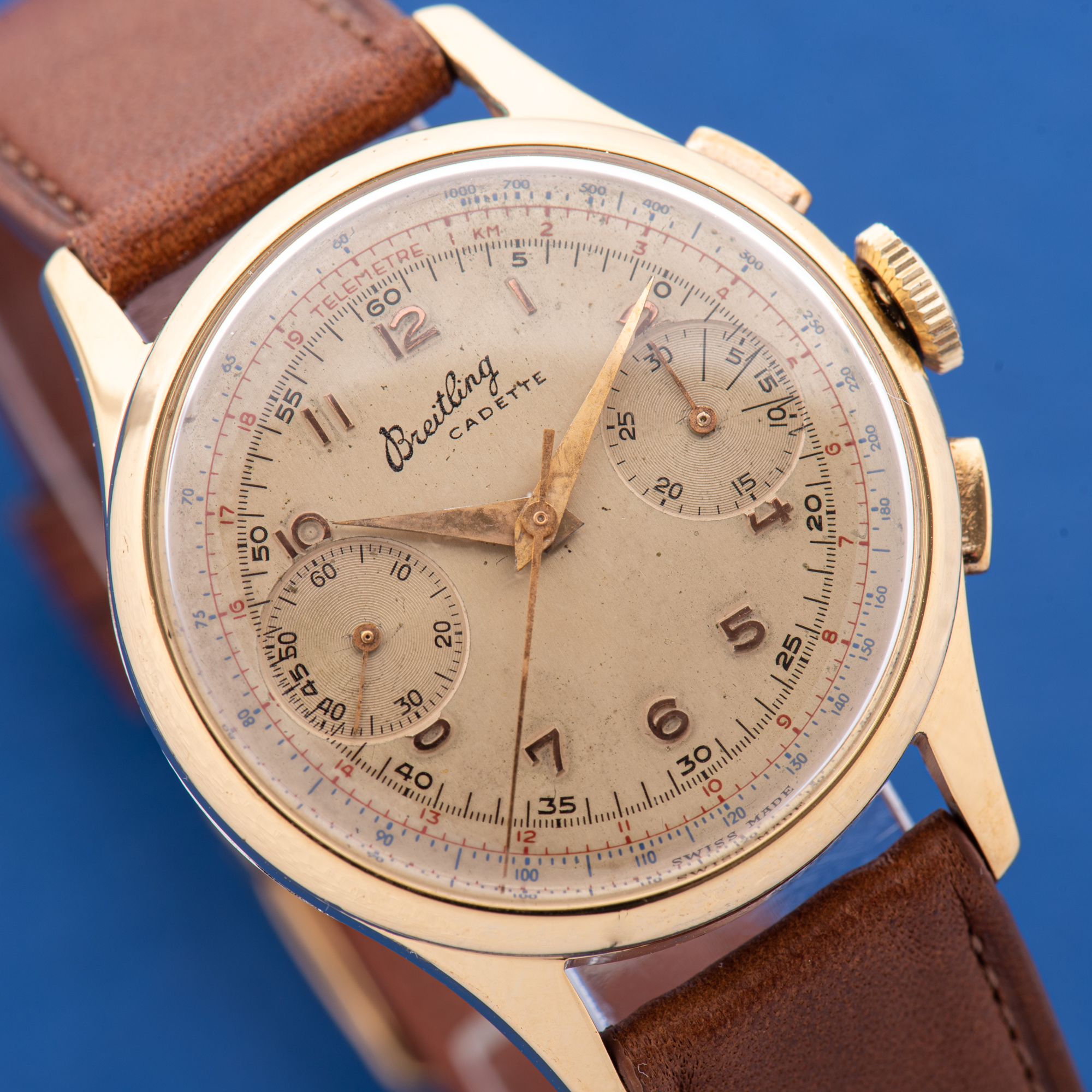 Zicht op Breitling Cadette Chronograaf Venus 188 Ref 1189