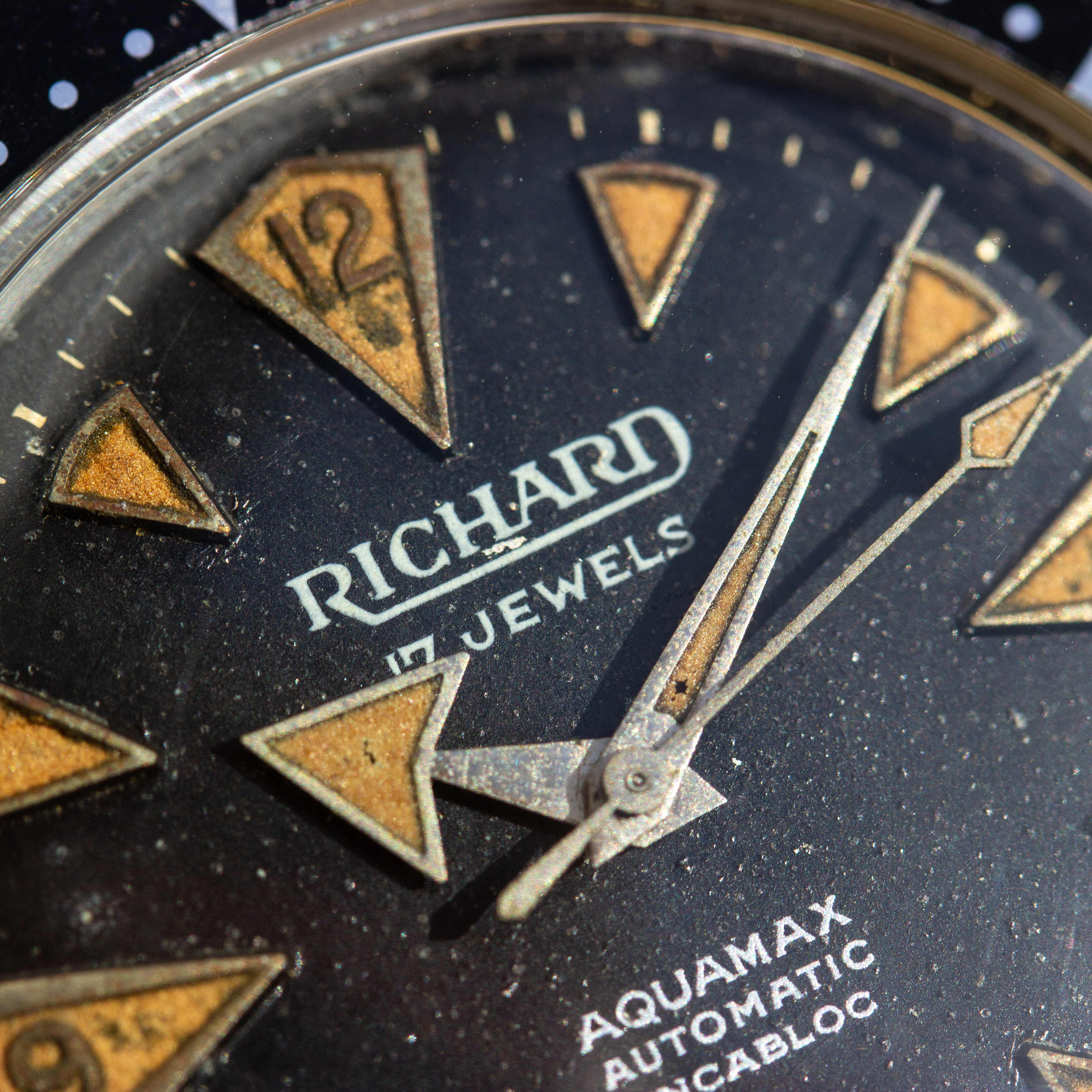Vue de Richard Aquamax 17 Jewels Automatic Compressor Diver réf 8827