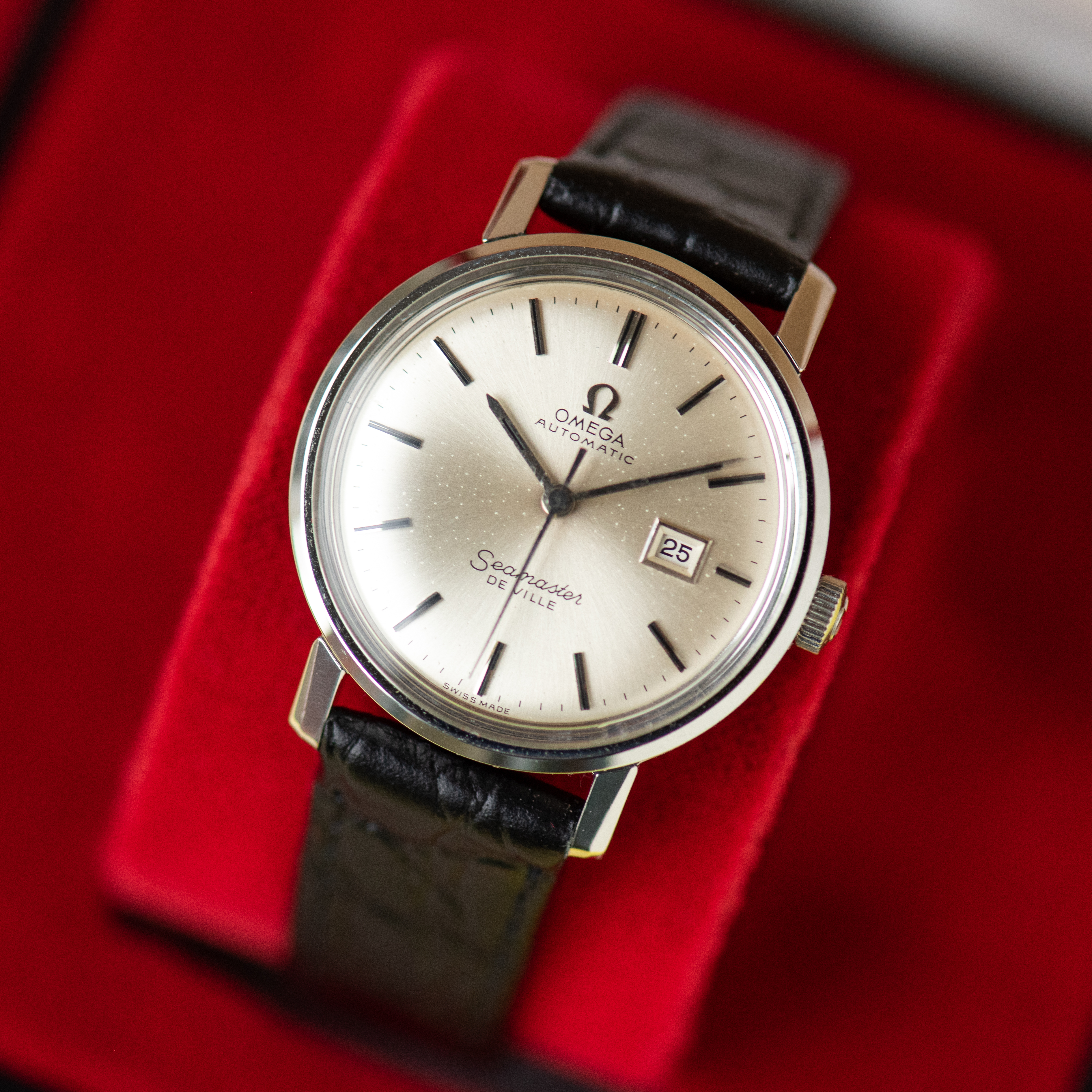 Vue de Omega Seamaster De Ville Automatic Lady Full Set Réf 551.006
