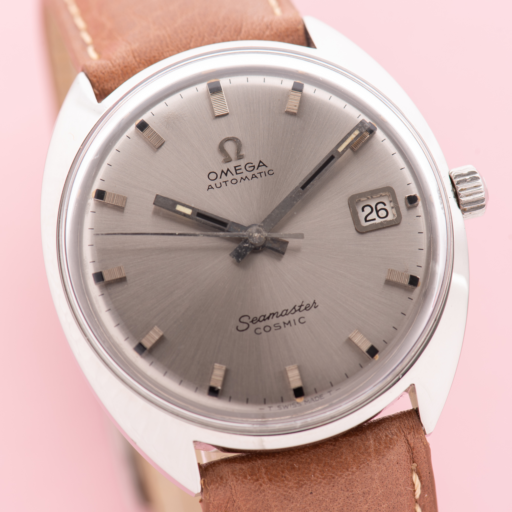 Vue de Omega Seamaster cosmic réf 166.026 cal 565