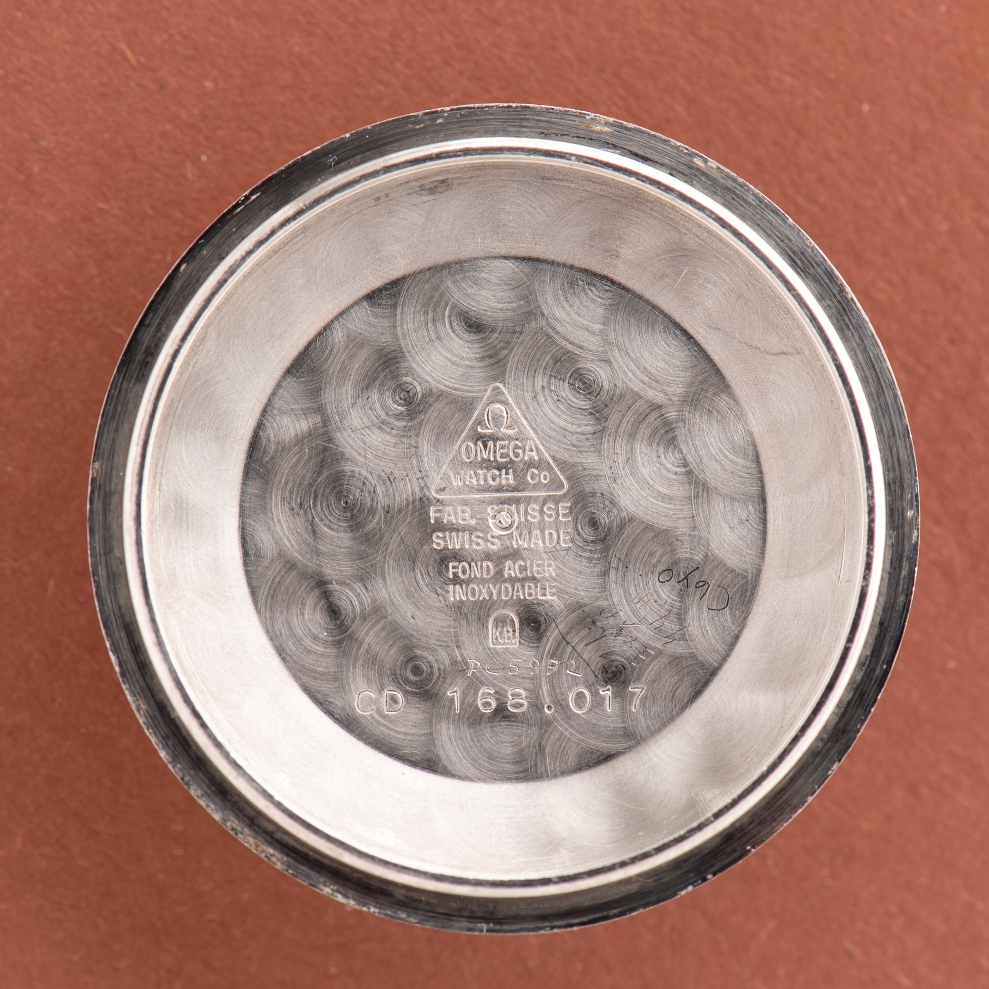 Vue de Omega Constellation Chronometer C-shape 14K Gold capped from 1966 Réf 168.017