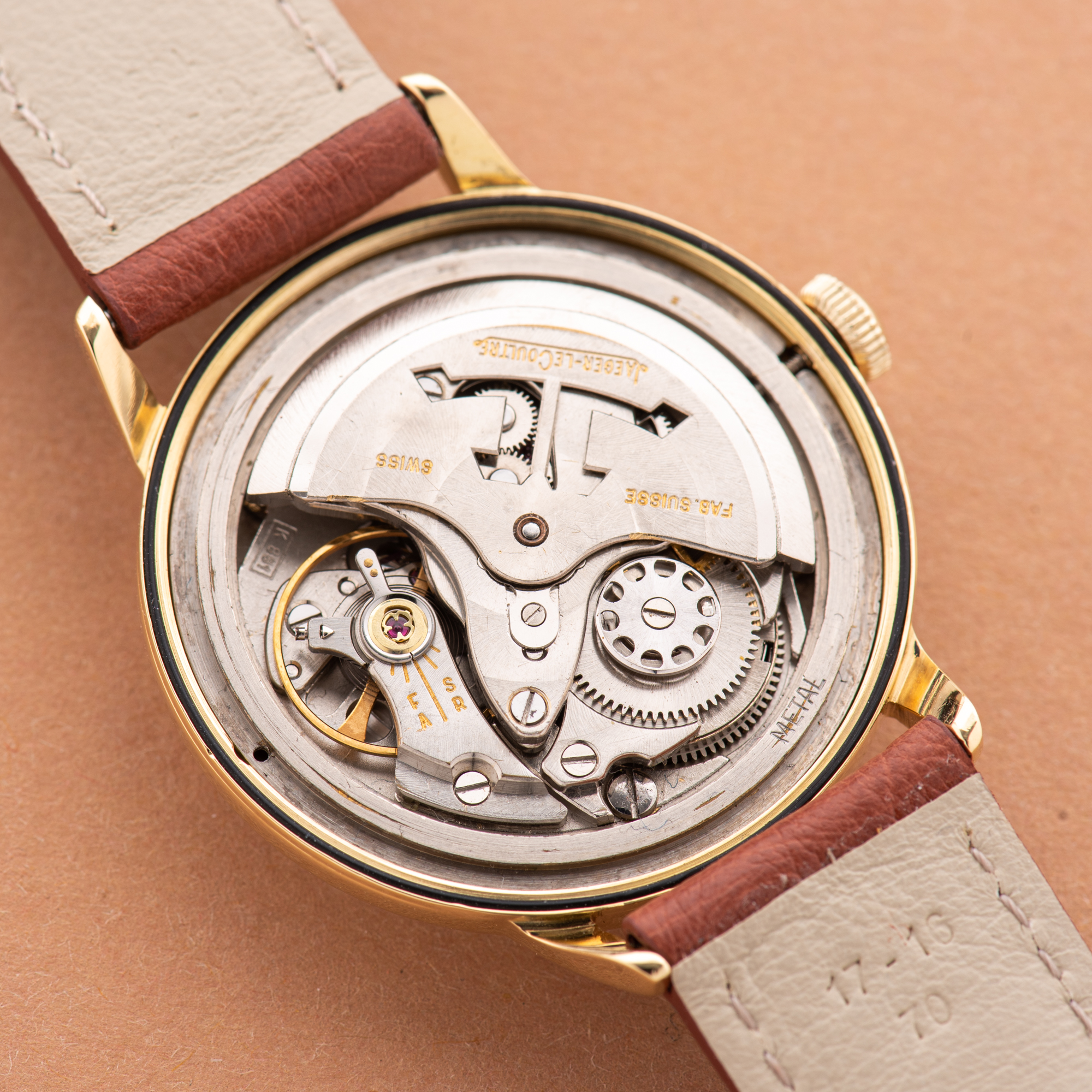 Vue de Jaeger LeCoultre Dress Watch Automatic 18K  Réf 393 K881