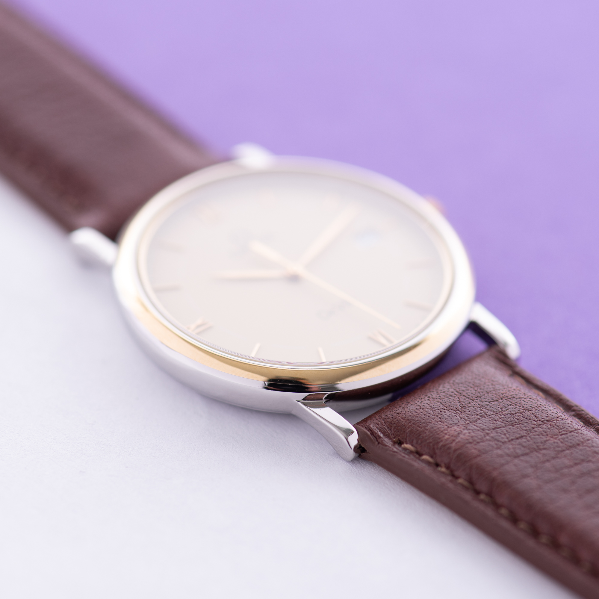 View of Omega De Ville Quartz Roman Dial Bicolor
