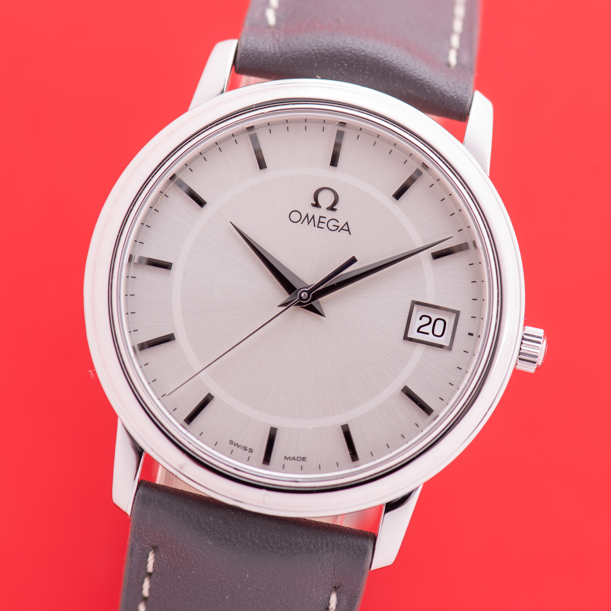 Vue de Omega De Ville Prestige Quartz cal 1532 Réf 196.1150
