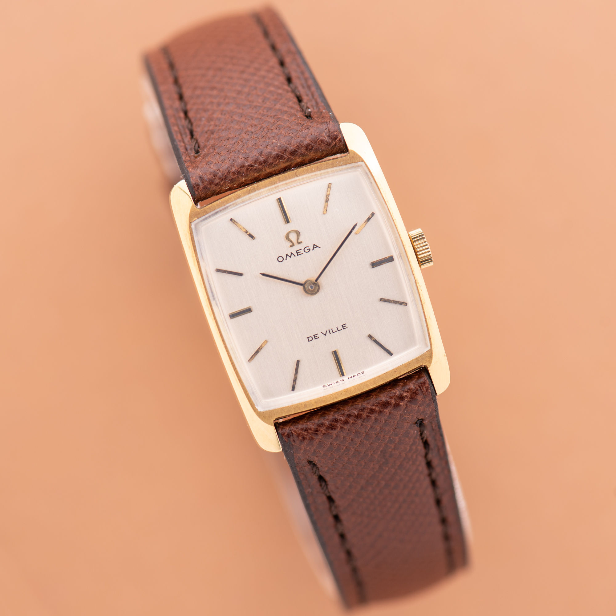 Omega De Ville NOS 18K from 1969 Réf 511.250