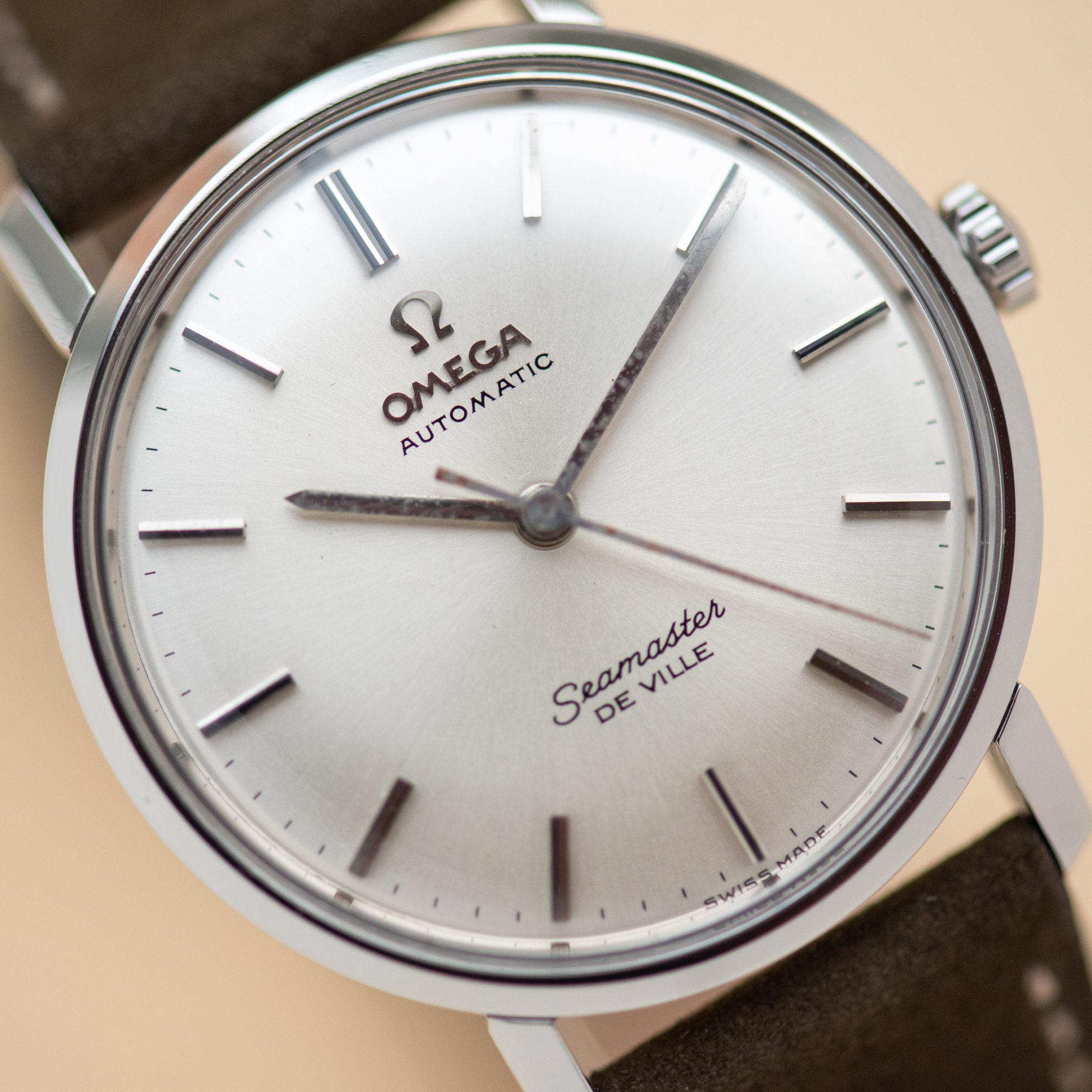 View of Omega Seamaster De Ville Automatic Réf 165.020