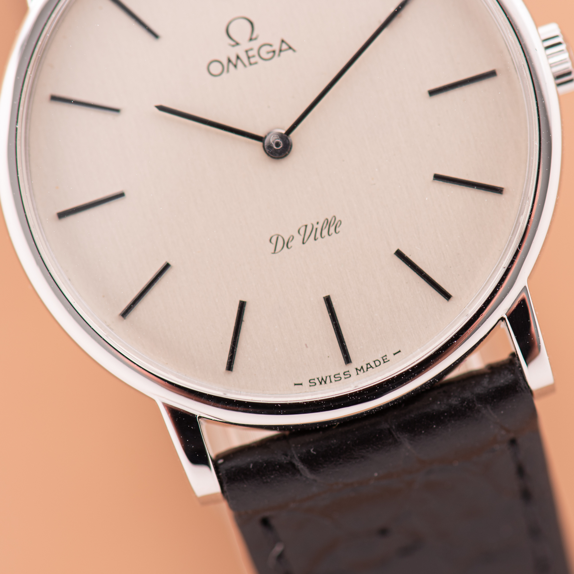 Vue de Omega De Ville Dress Watch Acier Réf 111.0140